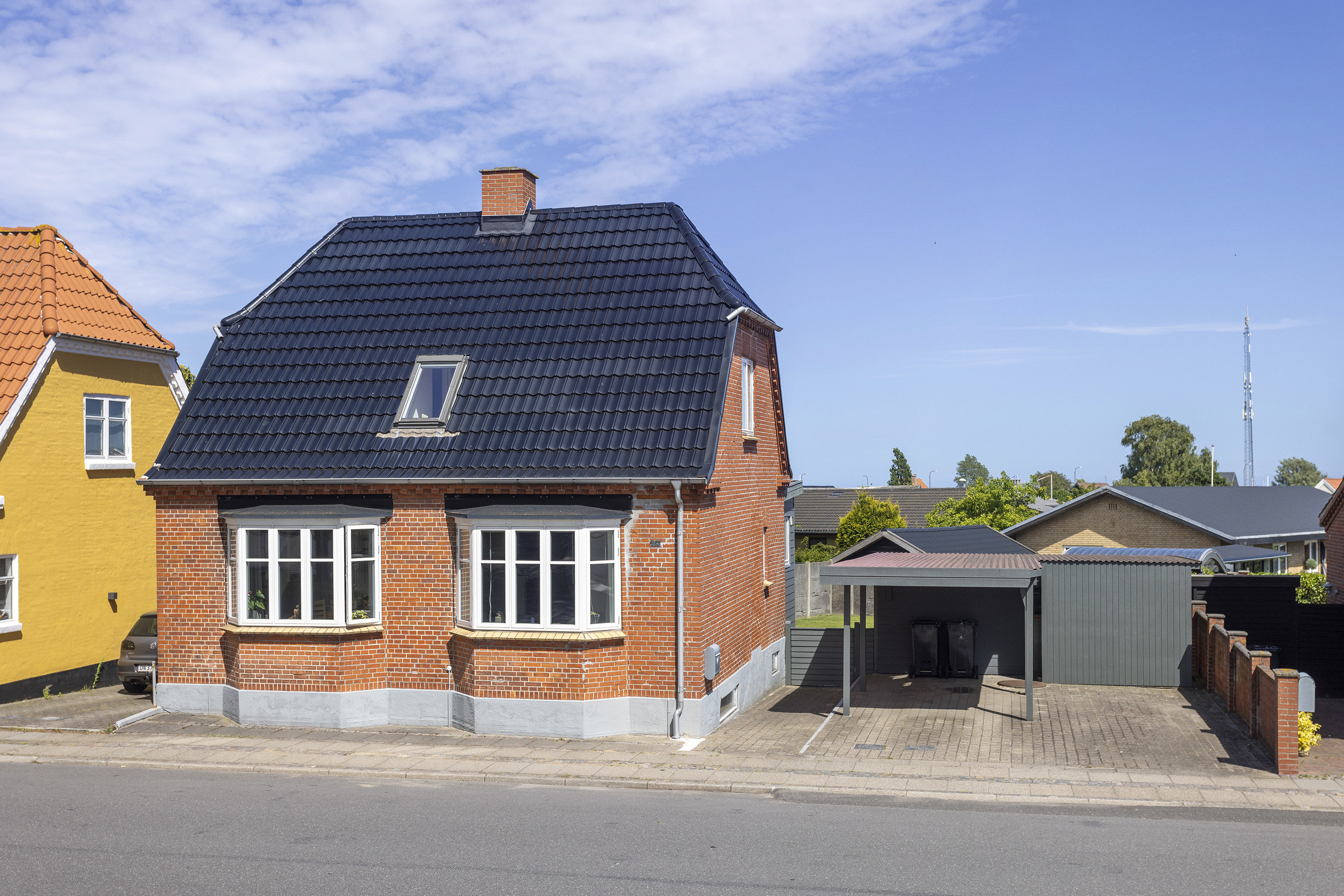 Fremhævet facade billede i fuldskærmstilstand. Billede af Søndergade 203, 9900 Frederikshavn