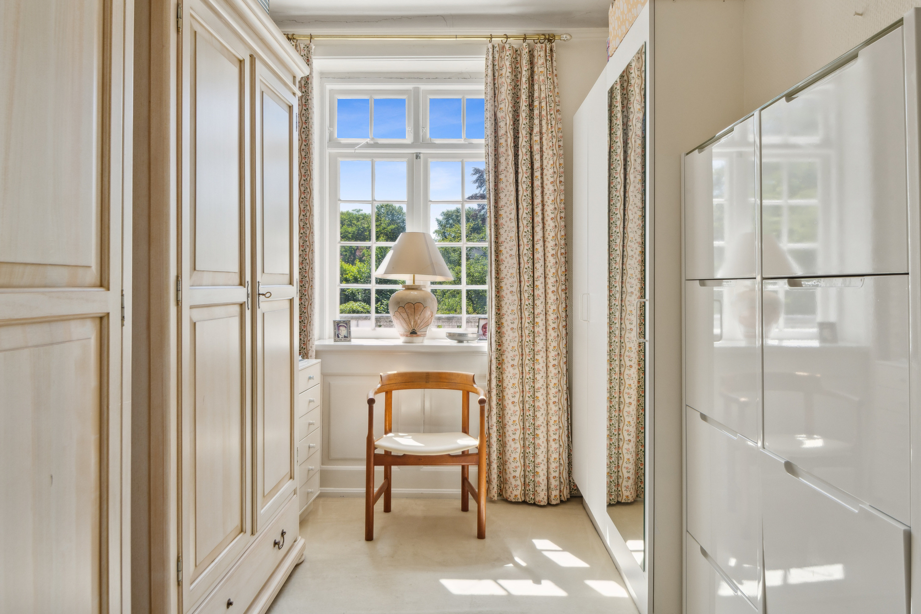 Fremhævet gang billede i fuldskærmstilstand. Billede af Klostermarken 43, 9000 Aalborg