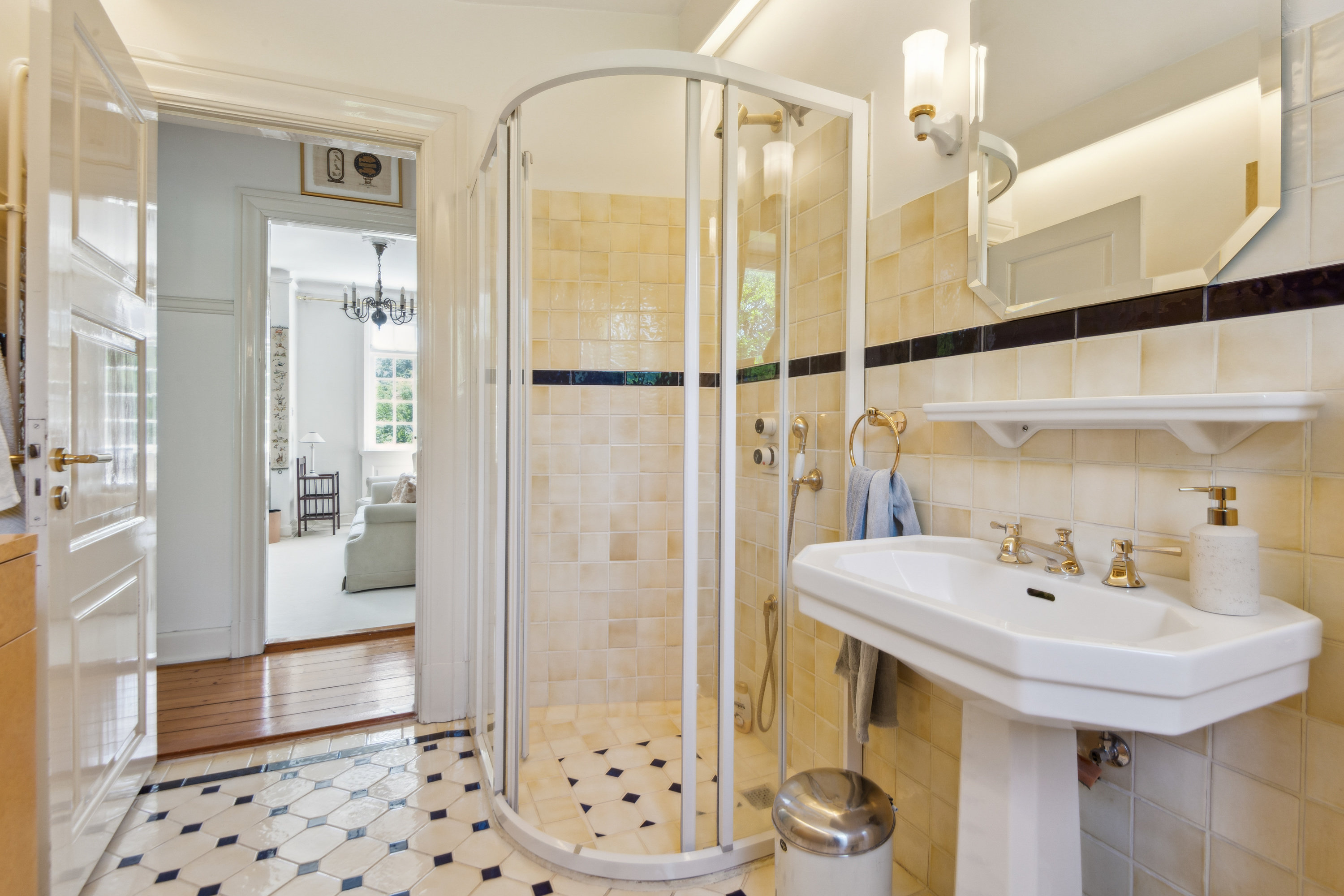 Fremhævet badeværelse billede i fuldskærmstilstand. Billede af Klostermarken 43, 9000 Aalborg