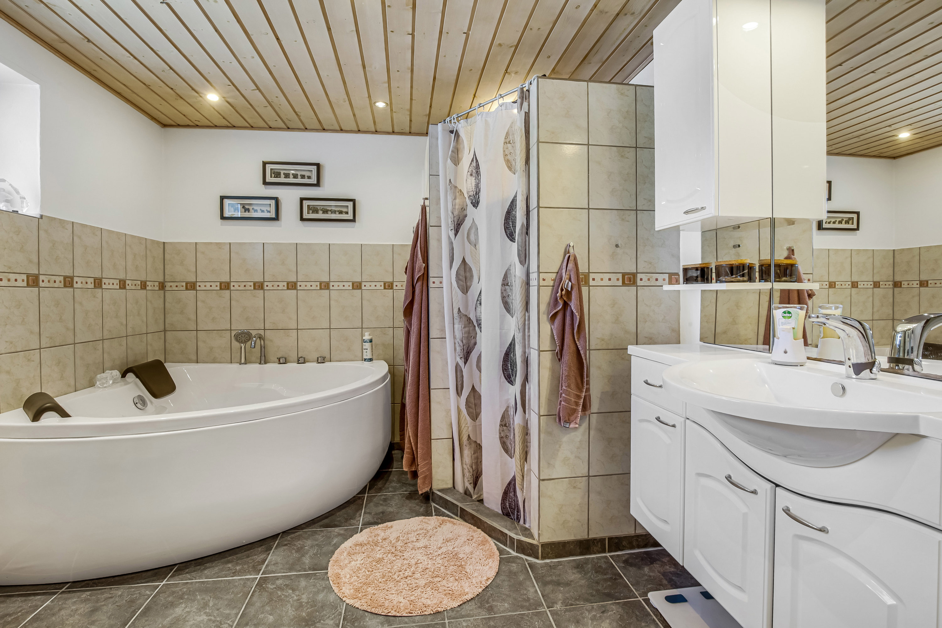 Fremhævet  billede i fuldskærmstilstand. Billede af Dagstrupvej 19, Dagstrup, 8544 Mørke