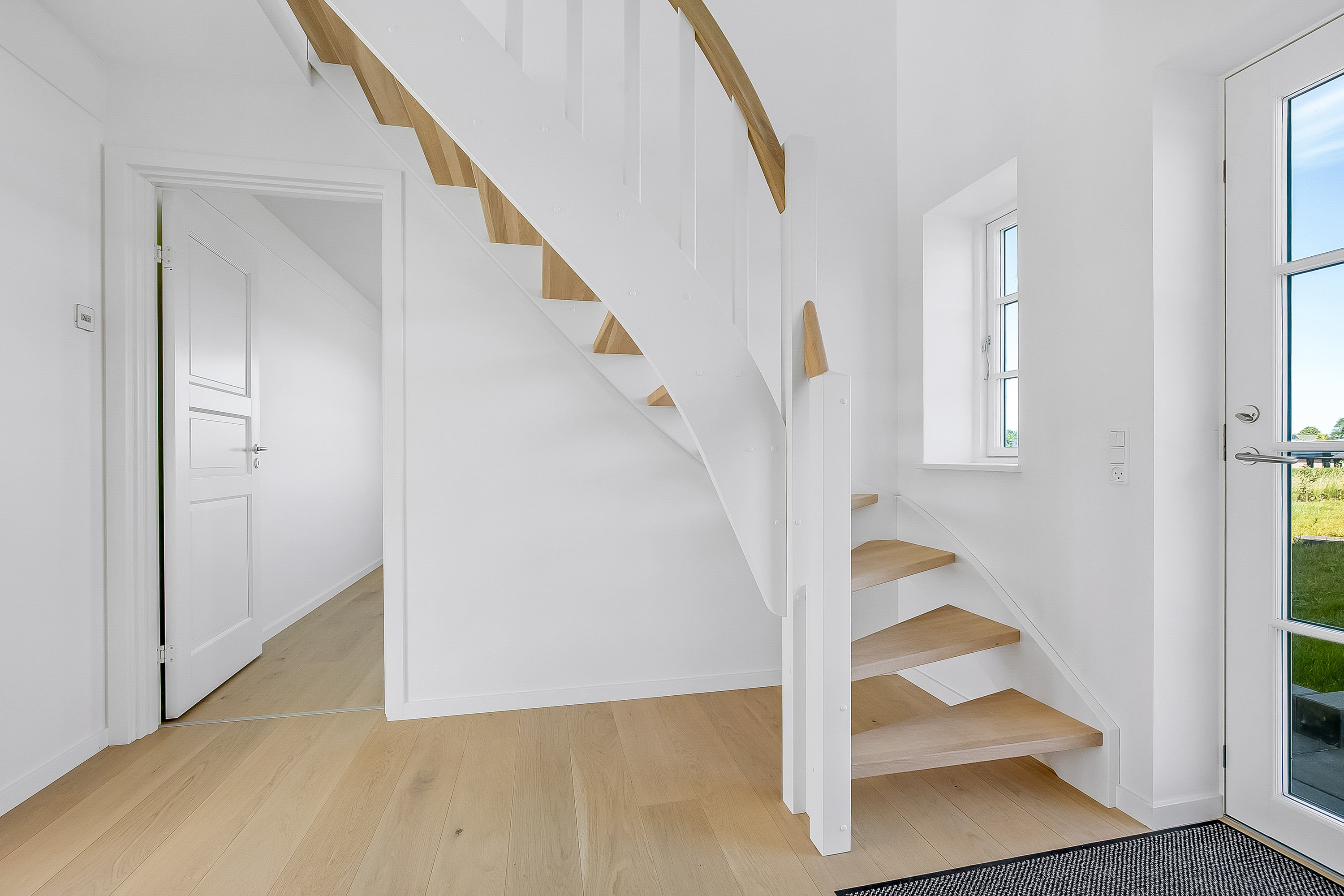 Fremhævet entré billede i fuldskærmstilstand. Billede af Enghaven 79, Grejs, 7100 Vejle