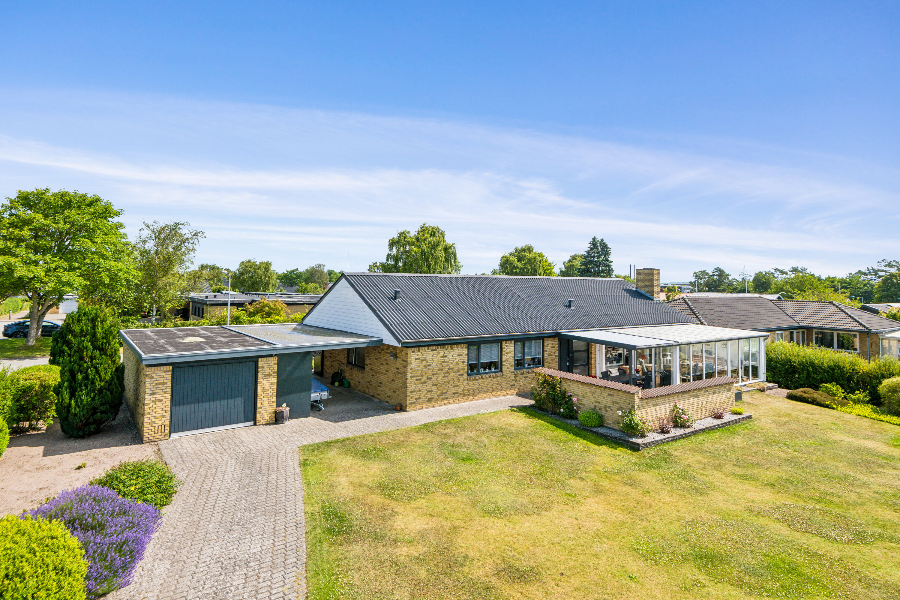 Fremhævet ejendom 1 billede i fuldskærmstilstand. Billede af Rebildparken 25, 9220 Aalborg Øst