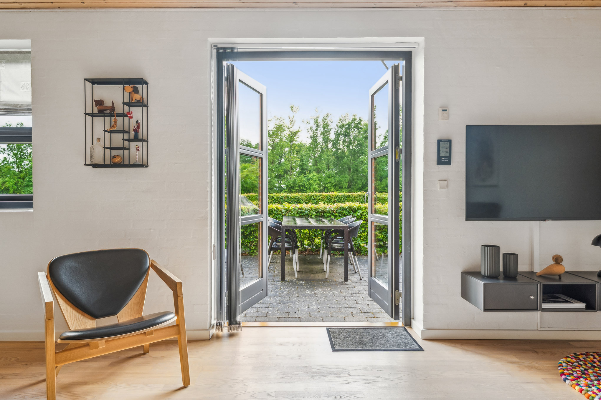 Fremhævet stue billede i fuldskærmstilstand. Billede af Dionevej 6, Paderup, 8960 Randers SØ