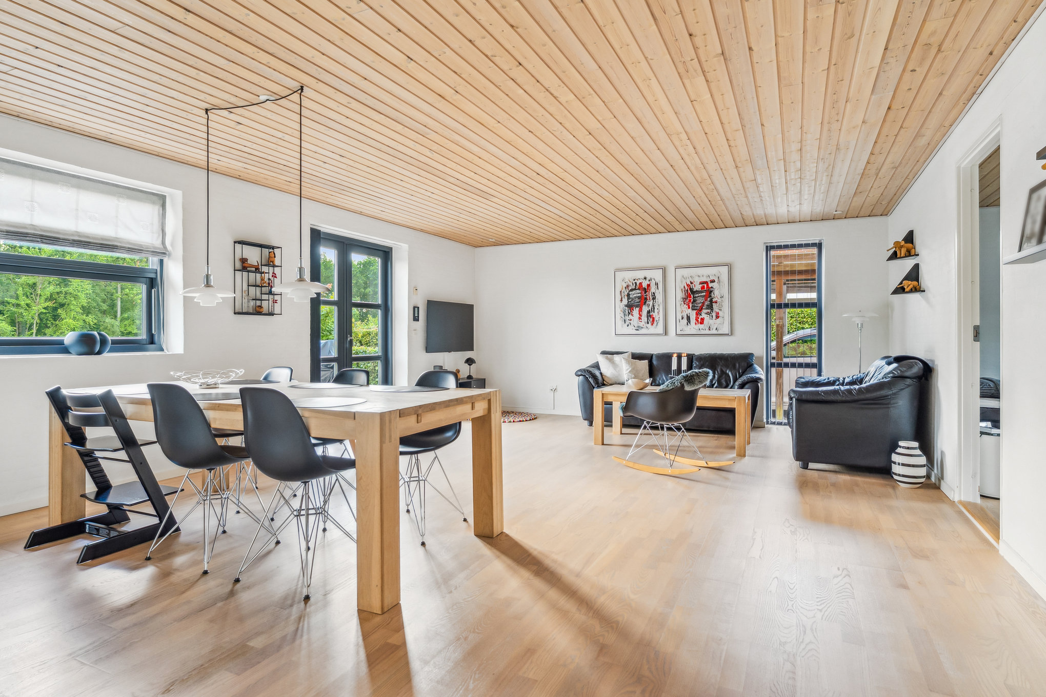 Fremhævet stue billede i fuldskærmstilstand. Billede af Dionevej 6, Paderup, 8960 Randers SØ