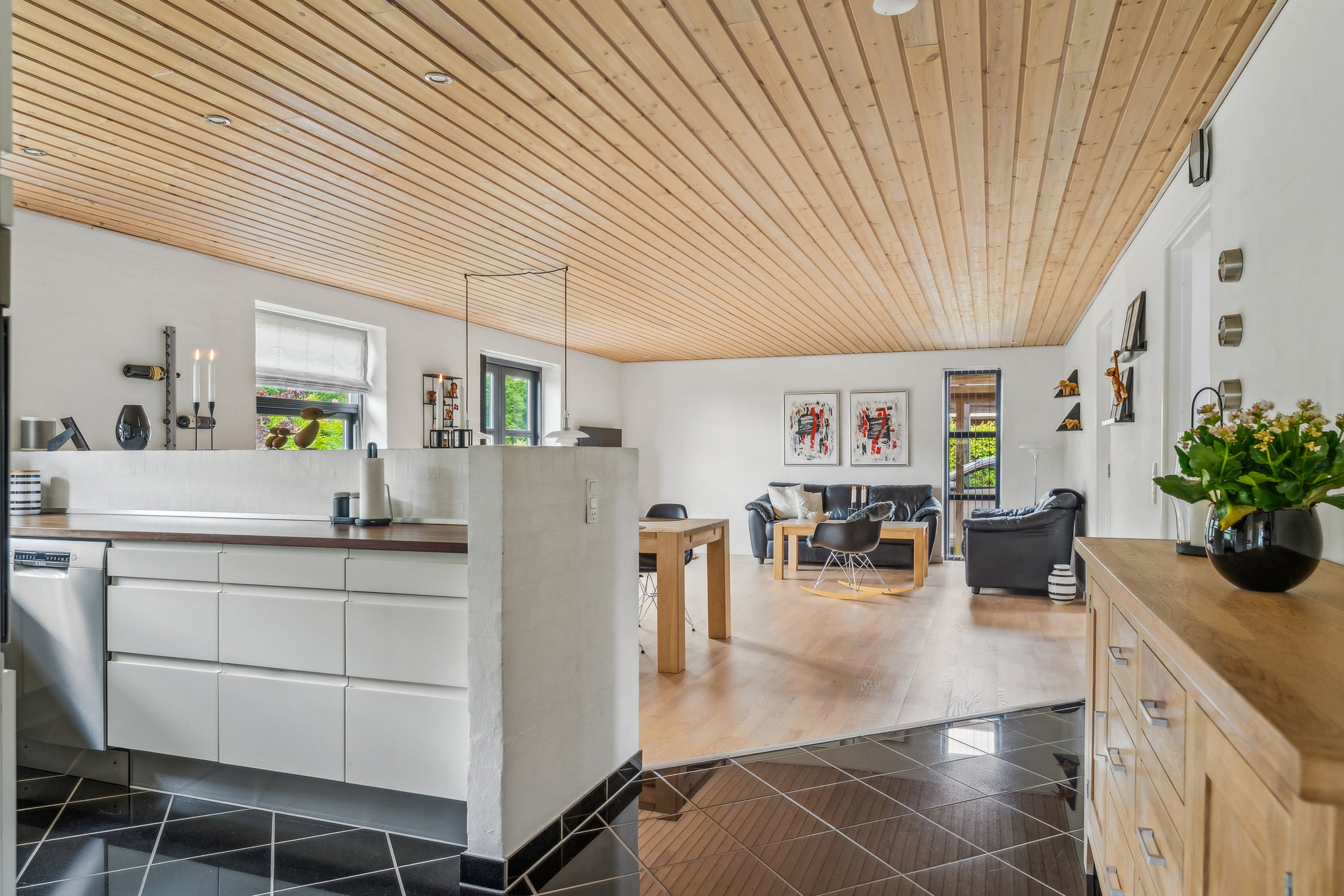 Fremhævet køkken billede i fuldskærmstilstand. Billede af Dionevej 6, Paderup, 8960 Randers SØ