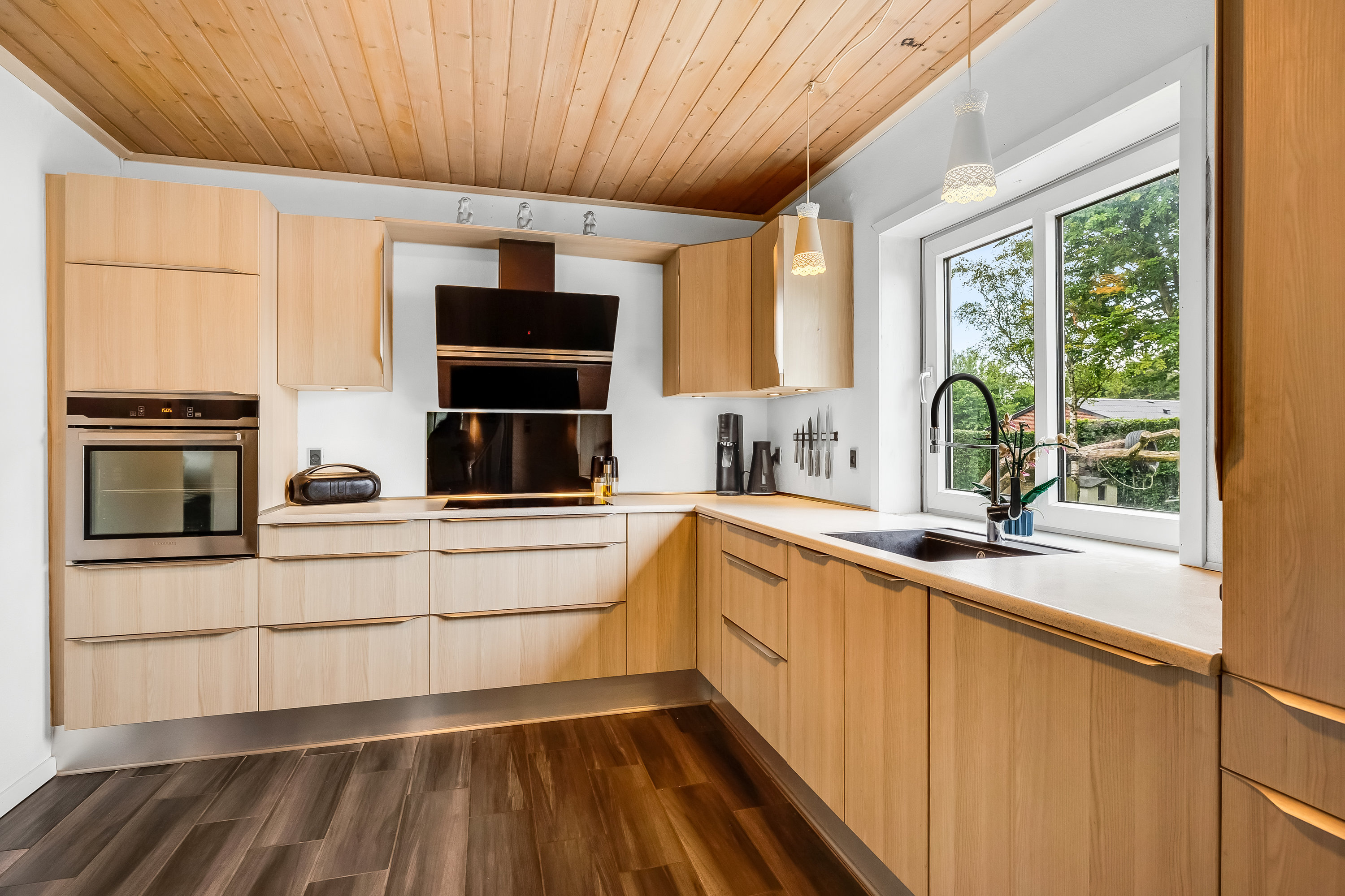 Miniaturebillede 2: køkken. Billede af Vardevej 102, Lyne, 6880 Tarm