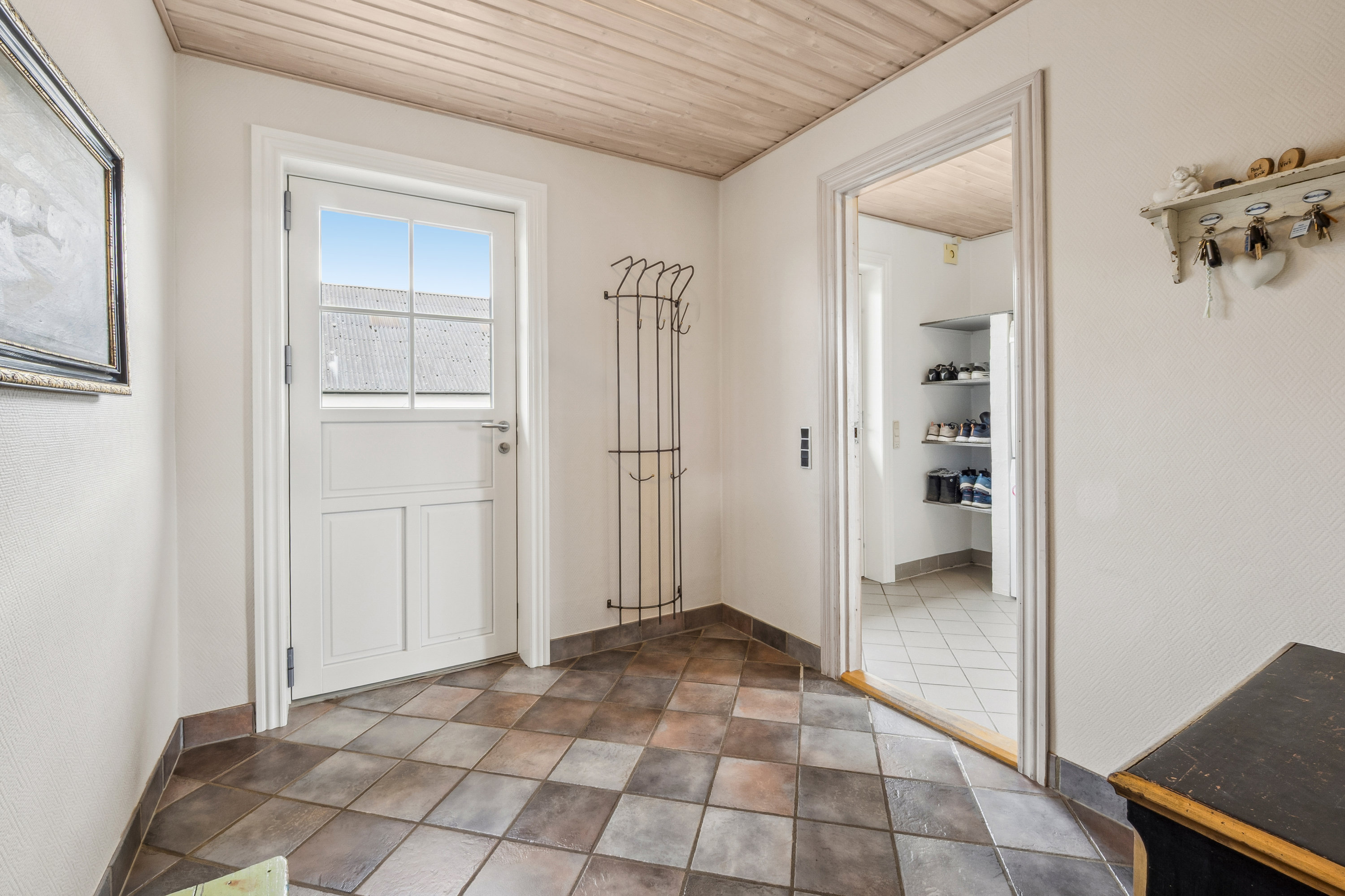 Fremhævet hall billede i fuldskærmstilstand. Billede af Ørndrupvej 111, Torp, 7960 Karby