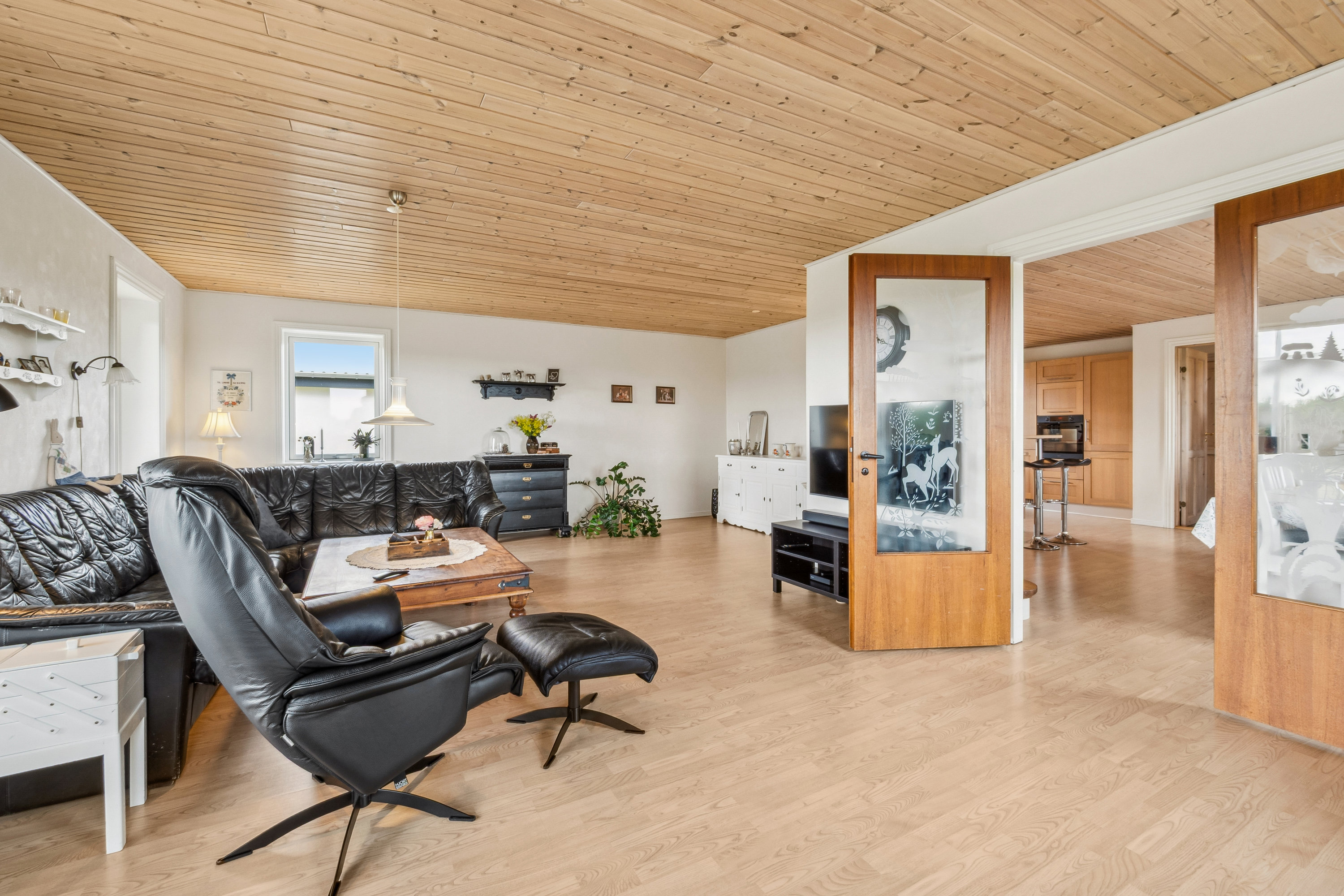 Fremhævet stue billede i fuldskærmstilstand. Billede af Ørndrupvej 111, Torp, 7960 Karby