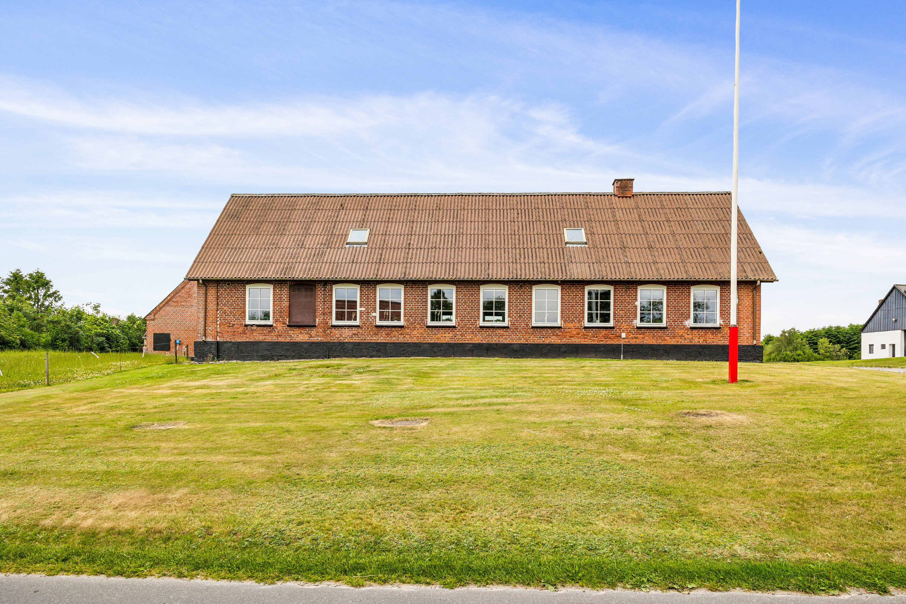 Miniaturebillede 1: ejendom 1. Billede af Tingvej 53, Tostrup, 9632 Møldrup