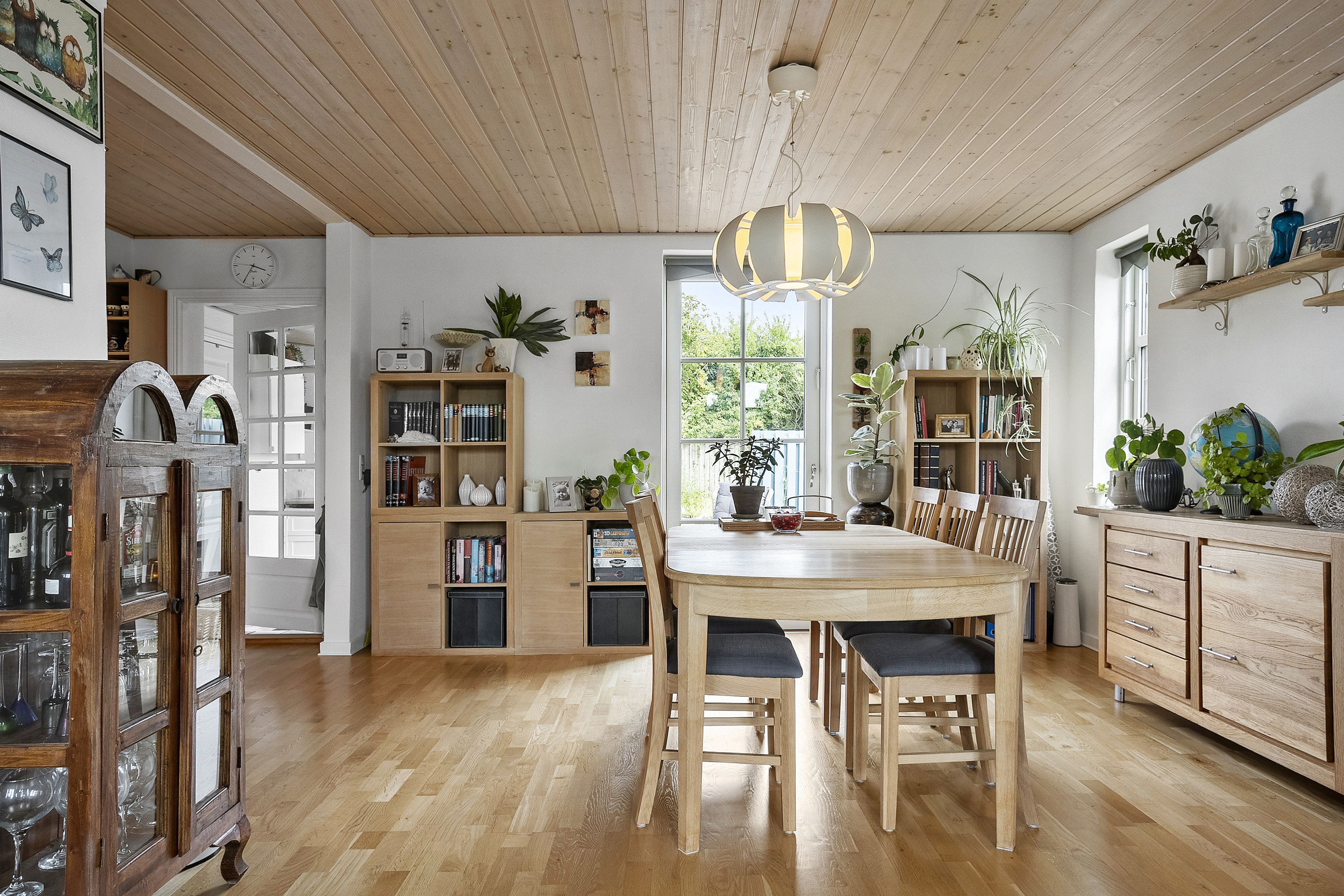 Fremhævet spisestue billede i fuldskærmstilstand. Billede af P.A. Madvigs Vej 30, 6100 Haderslev