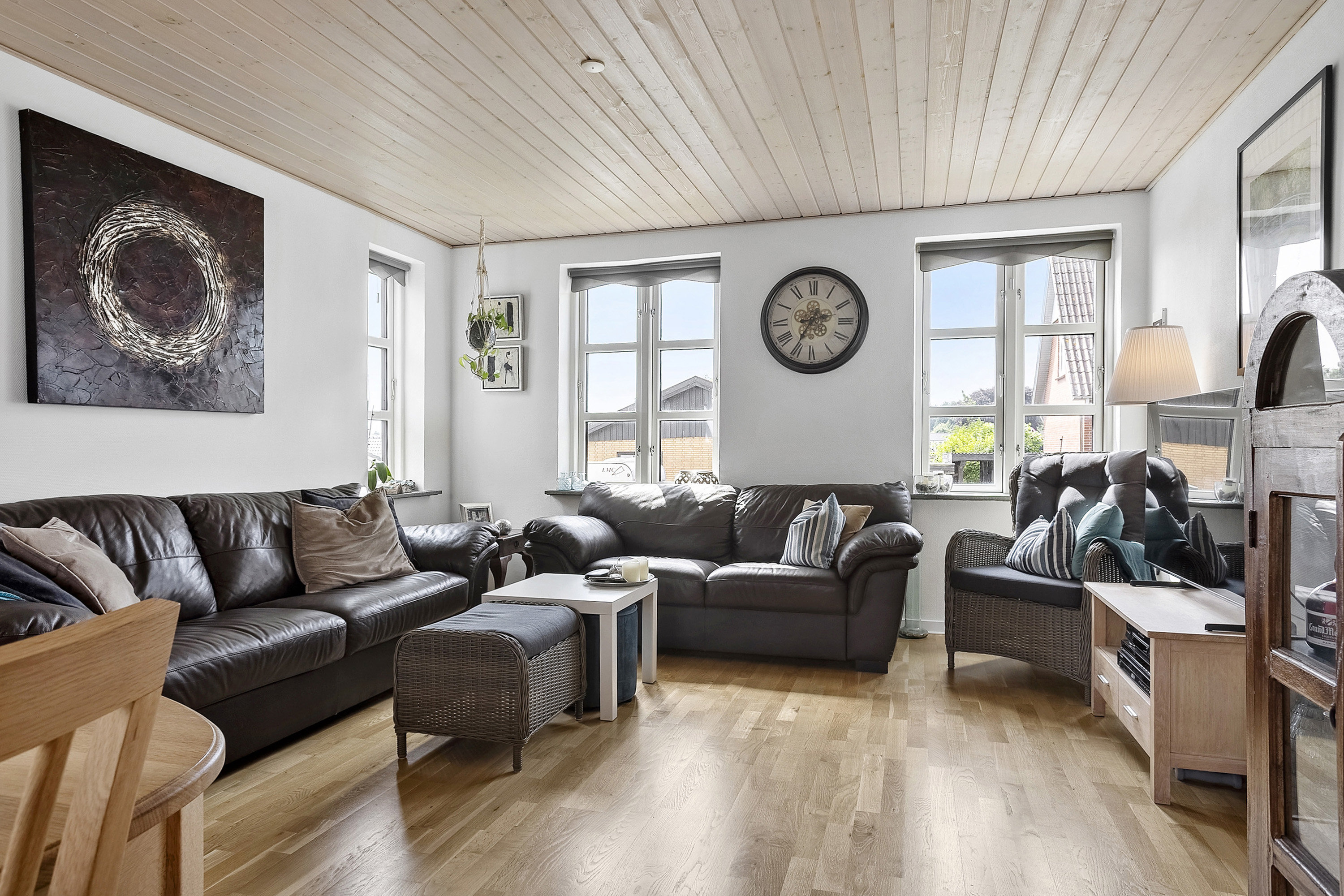 Fremhævet stue billede i fuldskærmstilstand. Billede af P.A. Madvigs Vej 30, 6100 Haderslev