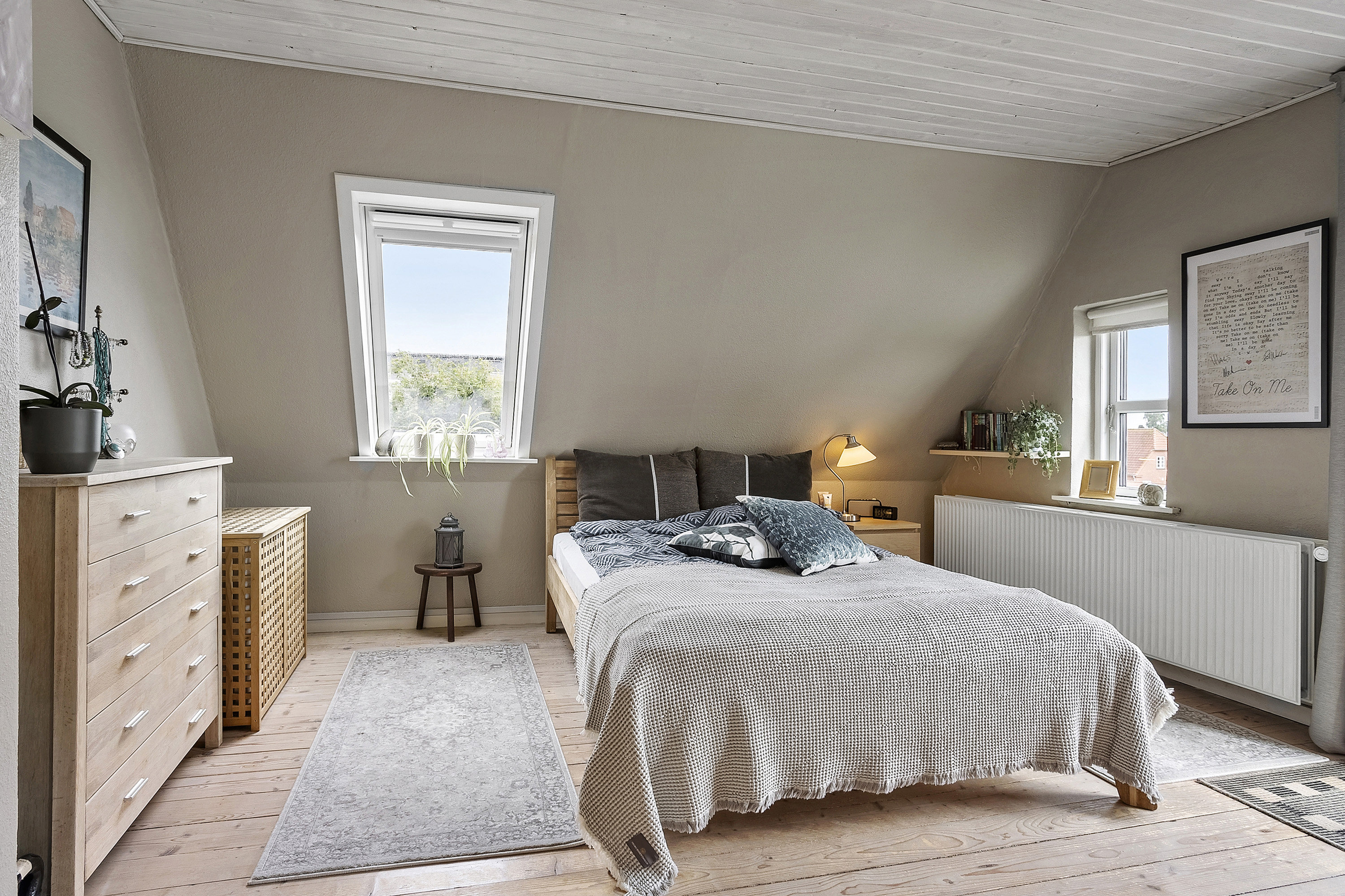 Fremhævet soveværelse billede i fuldskærmstilstand. Billede af P.A. Madvigs Vej 30, 6100 Haderslev