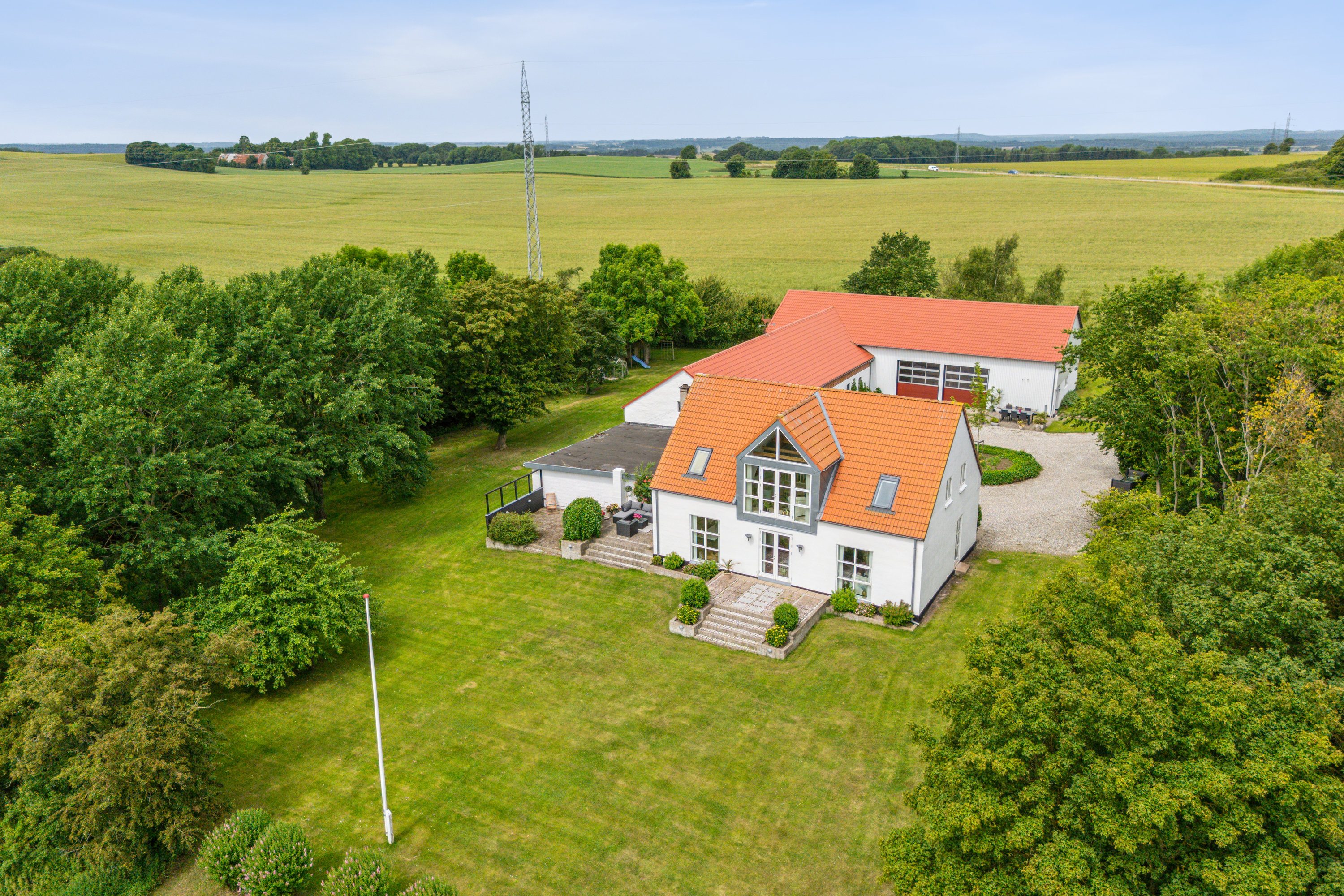 Miniaturebillede 2: luftfoto. Billede af Ebeltoftvej 126, Ommestrup, 8544 Mørke