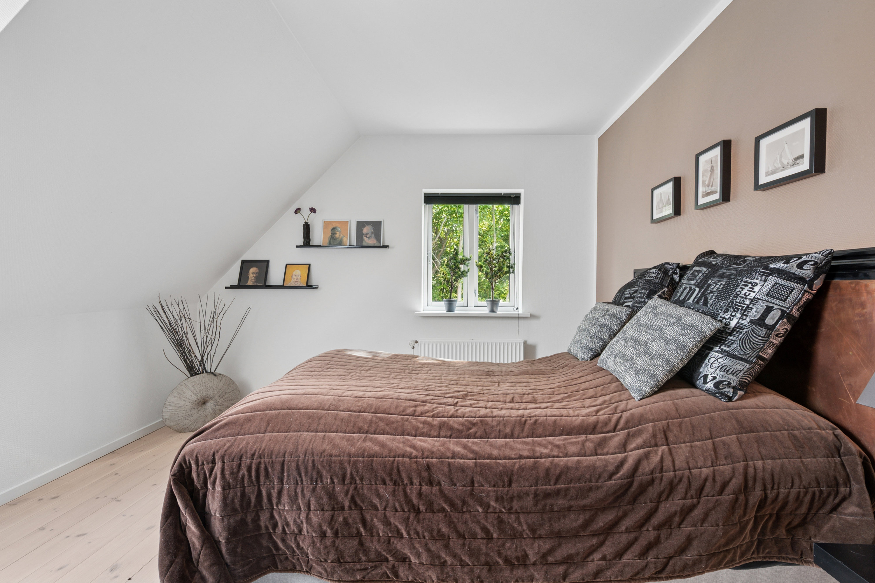 Fremhævet værelse billede i fuldskærmstilstand. Billede af Ebeltoftvej 126, Ommestrup, 8544 Mørke