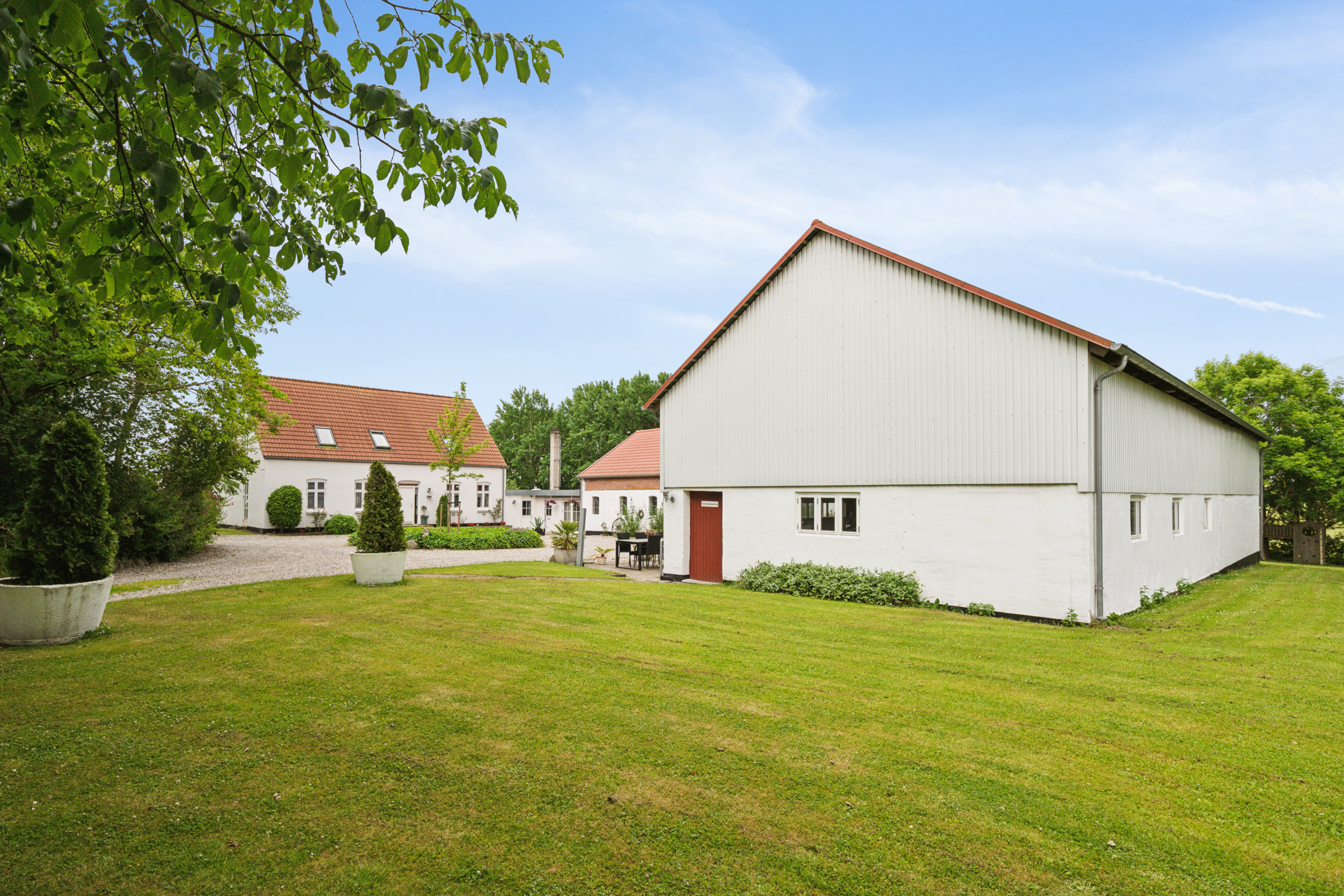 Fremhævet ejendom 1 billede i fuldskærmstilstand. Billede af Ebeltoftvej 126, Ommestrup, 8544 Mørke