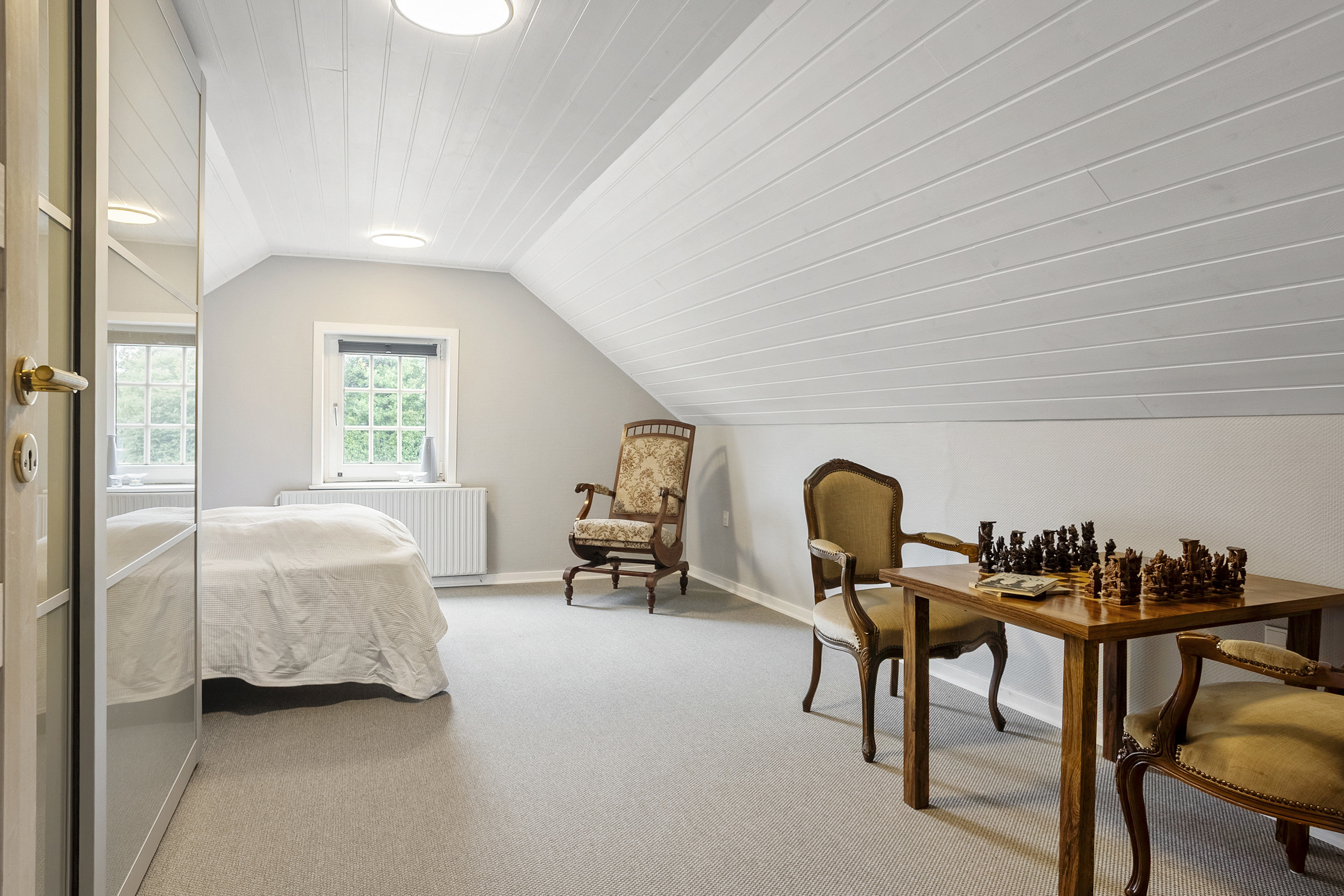 Fremhævet soveværelse billede i fuldskærmstilstand. Billede af Firringvej 1, Tuesbøl, 6650 Brørup