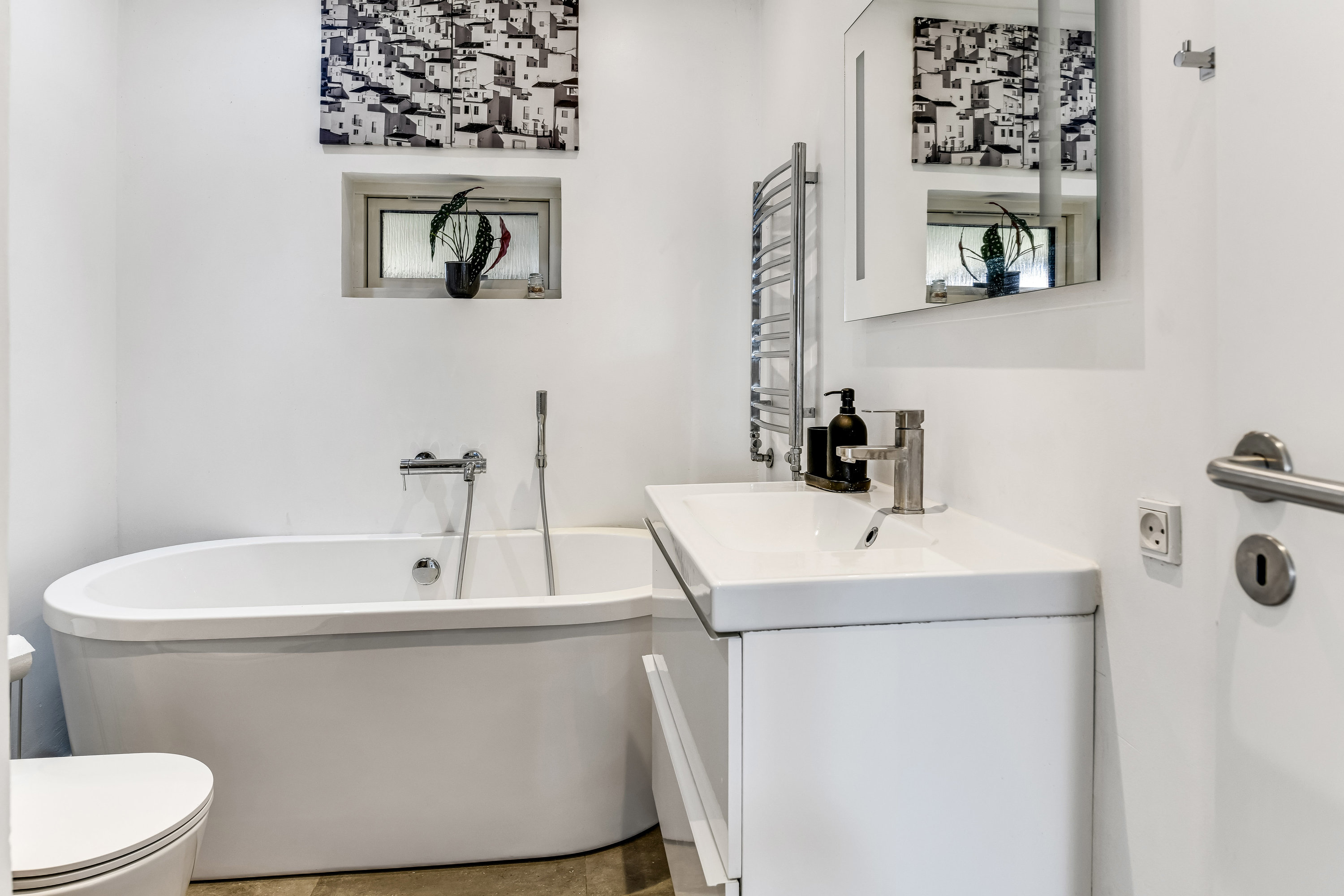 Miniaturebillede 1: badeværelse. Billede af Fyrrevænget 314, 7190 Billund