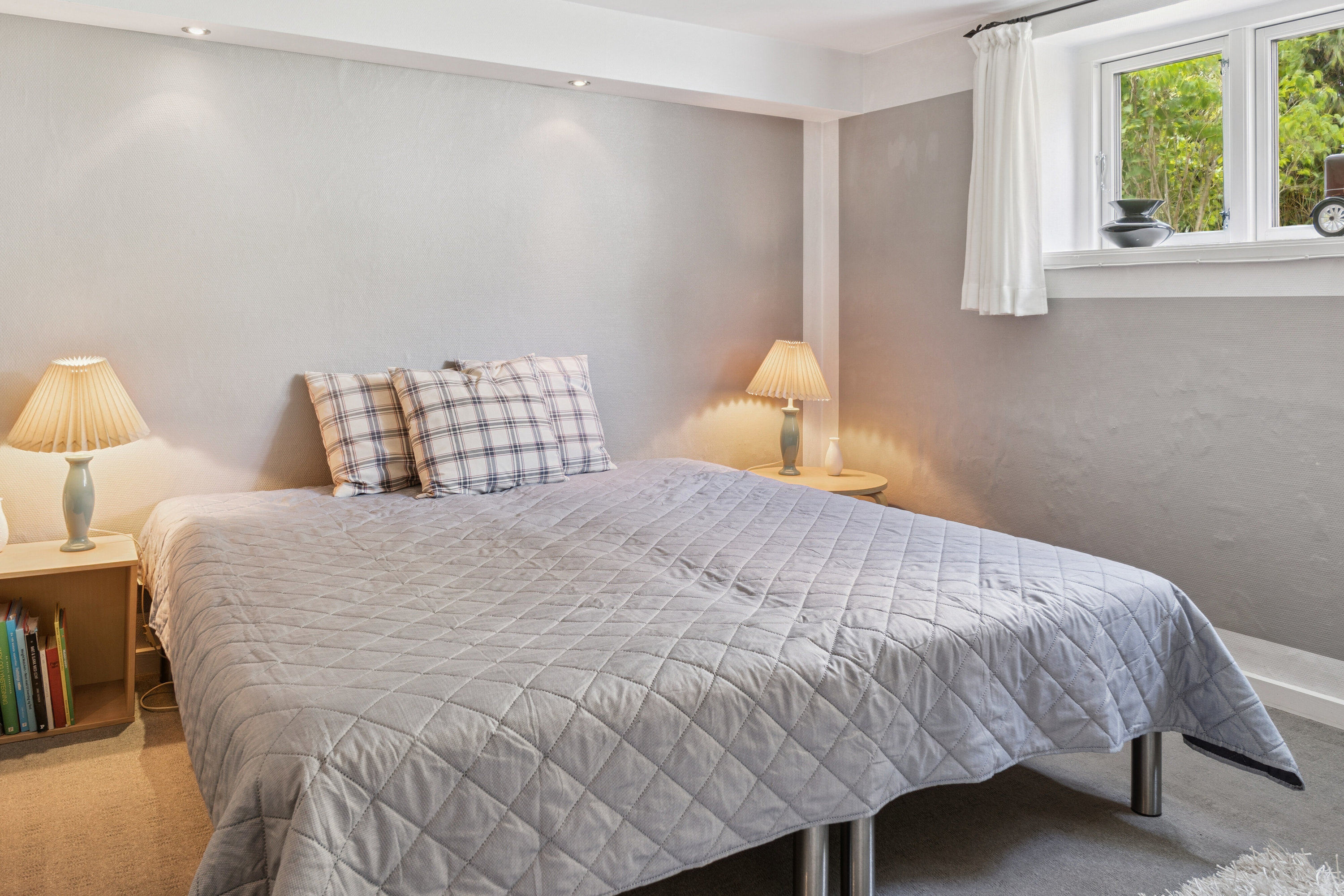 Fremhævet soveværelse billede i fuldskærmstilstand. Billede af Sætting Strandvej 32, 5700 Svendborg