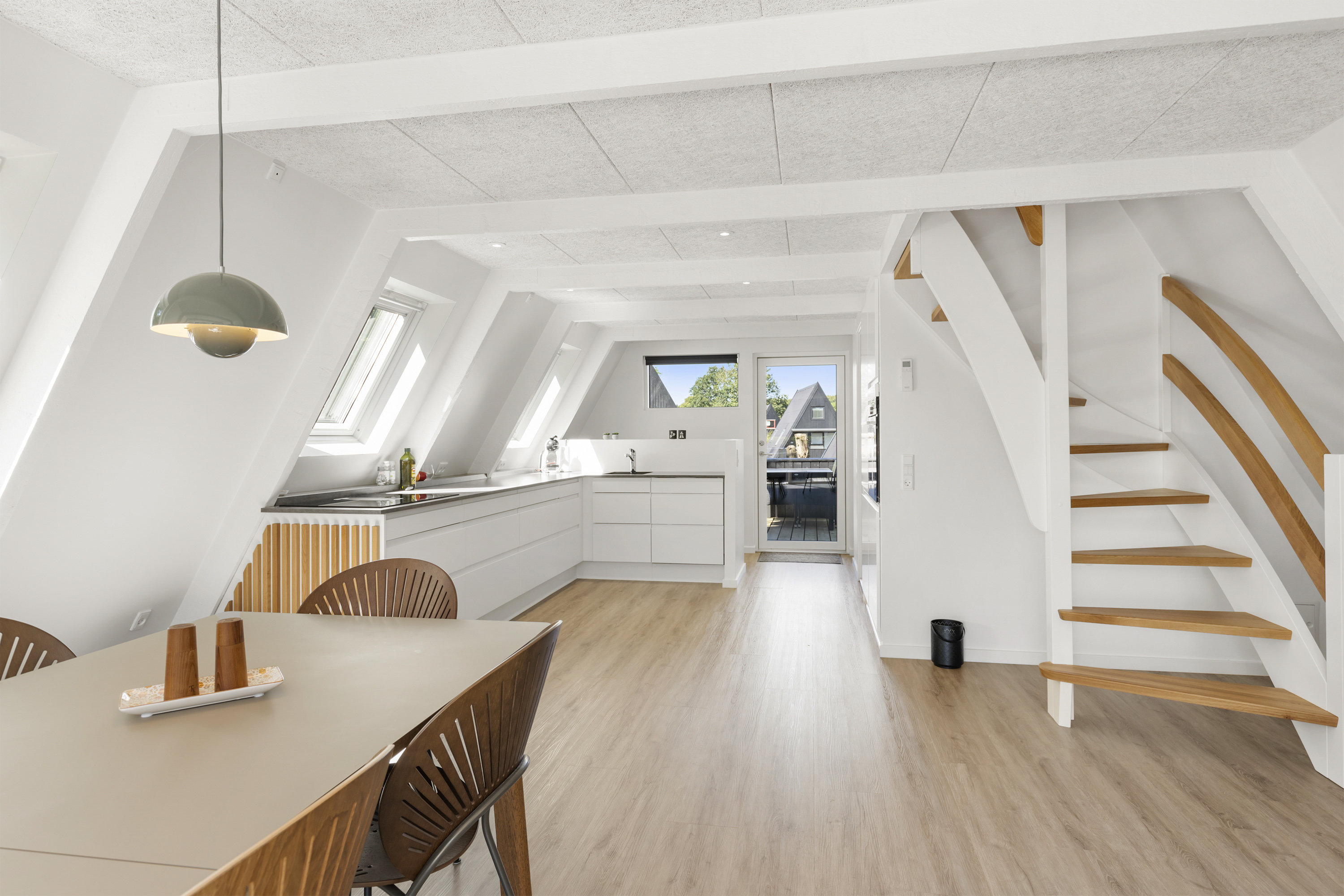 Fremhævet køkken alrum billede i fuldskærmstilstand. Billede af Golfsvinget 202, Gatten, 9640 Farsø