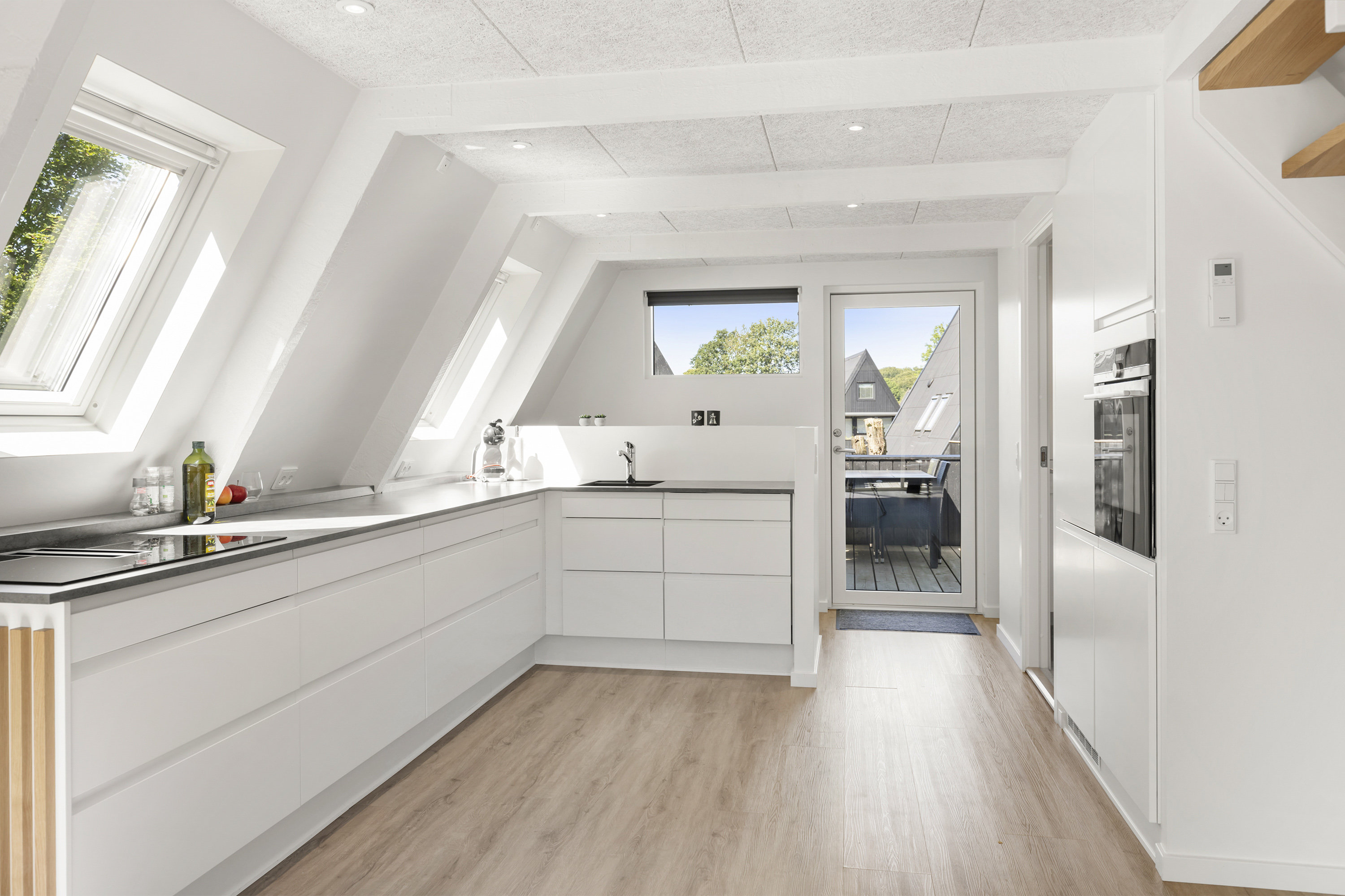 Fremhævet køkken alrum billede i fuldskærmstilstand. Billede af Golfsvinget 202, Gatten, 9640 Farsø