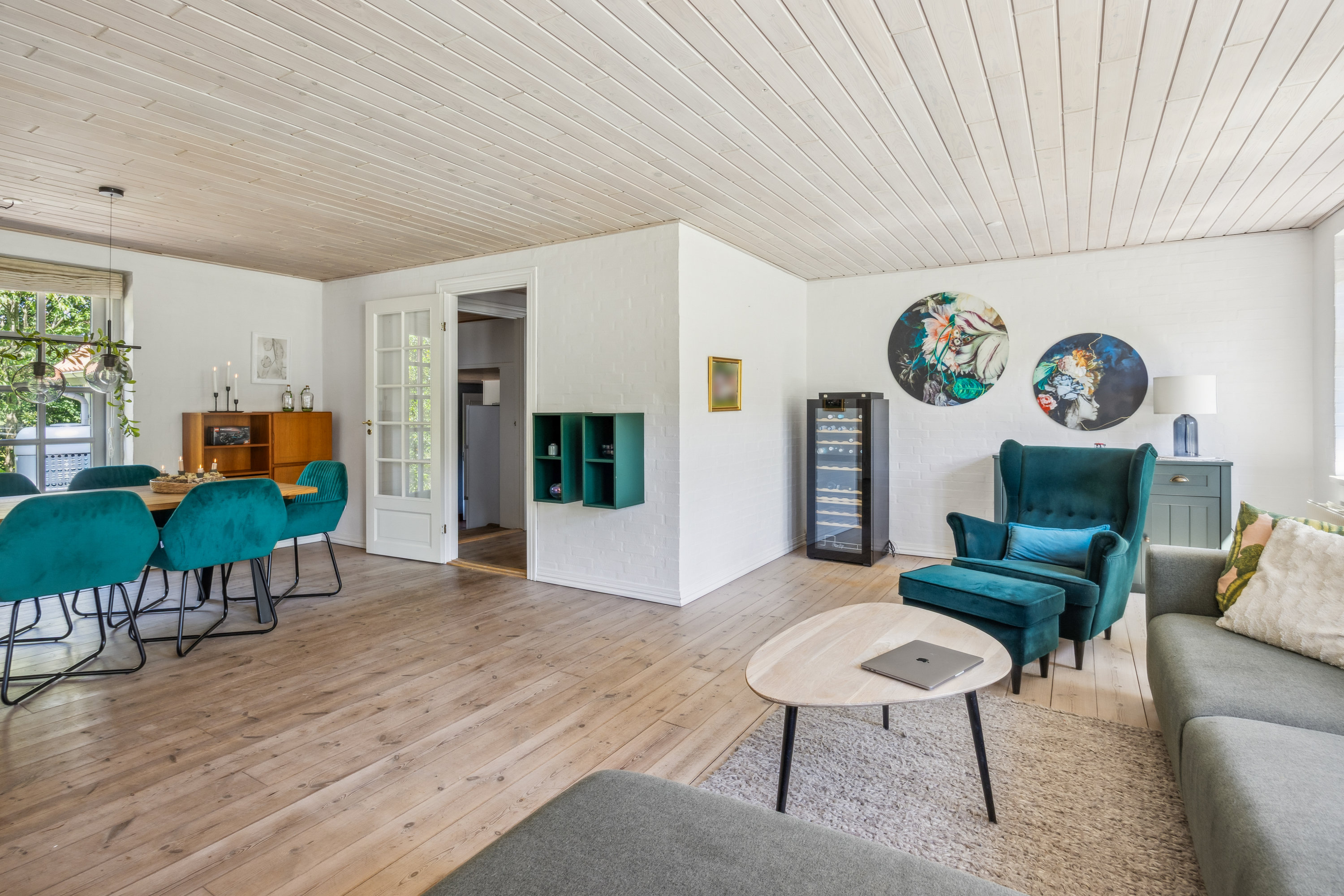 Fremhævet stue billede i fuldskærmstilstand. Billede af Vråvej 1A, 9510 Arden