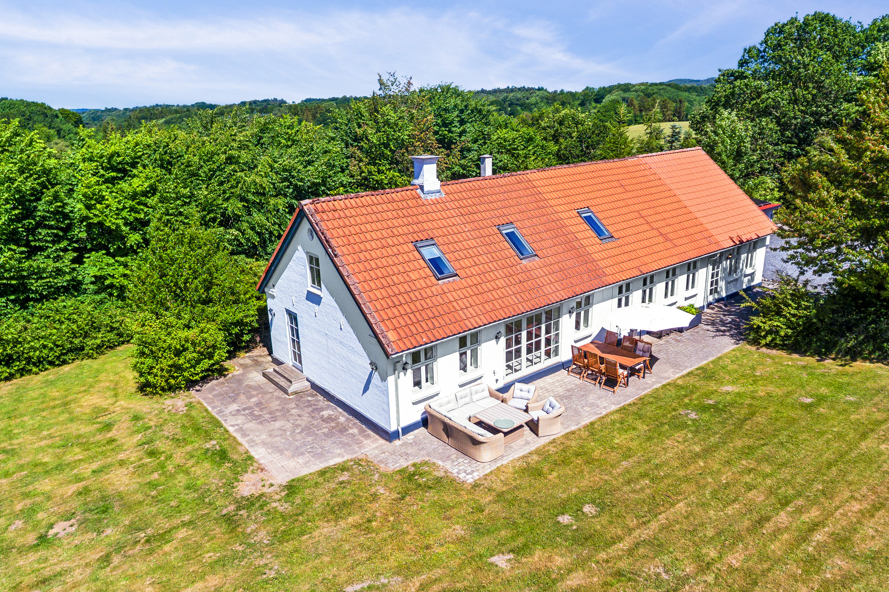 Fremhævet luftfoto billede i fuldskærmstilstand. Billede af Vråvej 1A, 9510 Arden