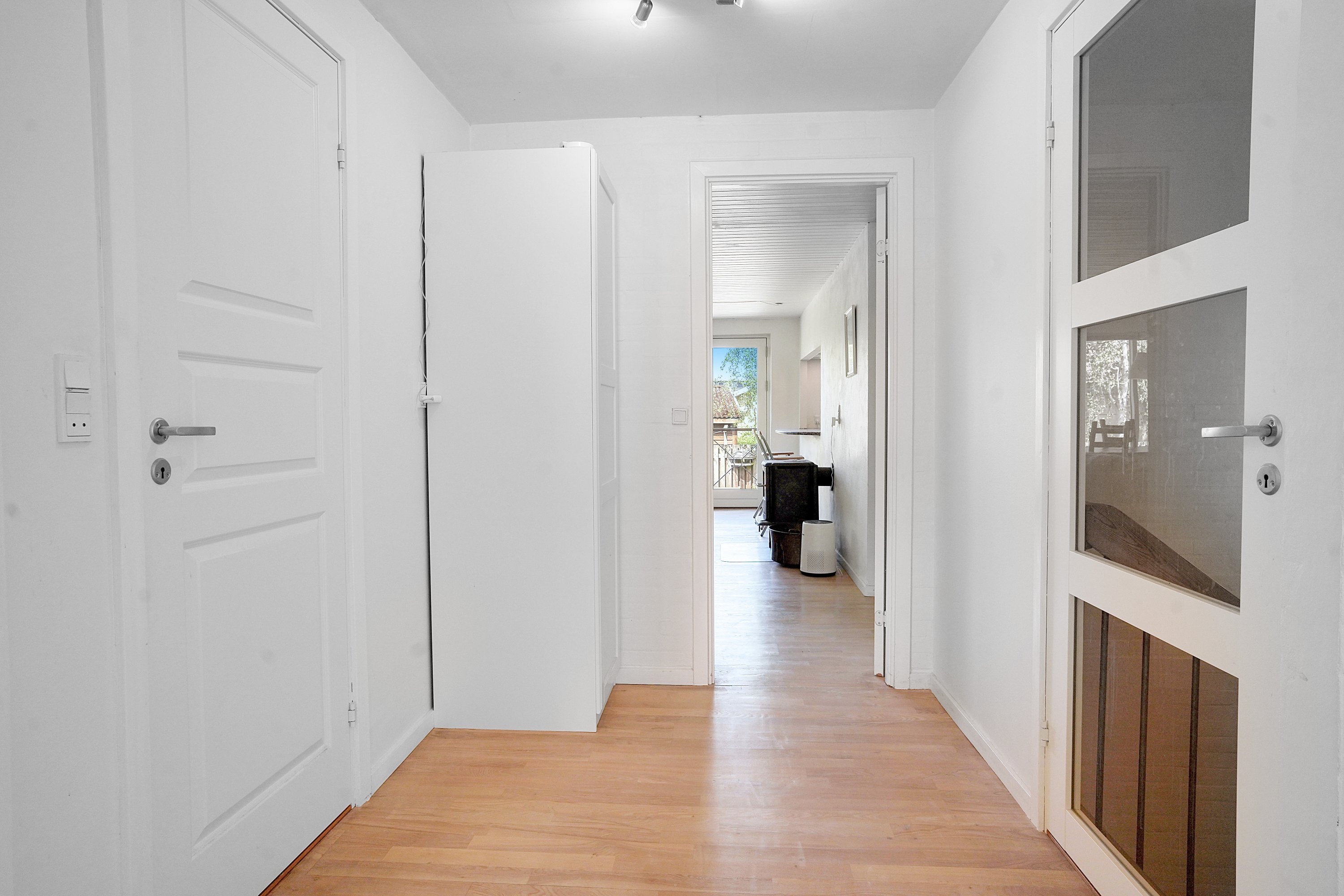 Fremhævet entré billede i fuldskærmstilstand. Billede af Frederiksborgvej 4A, 3450 Allerød