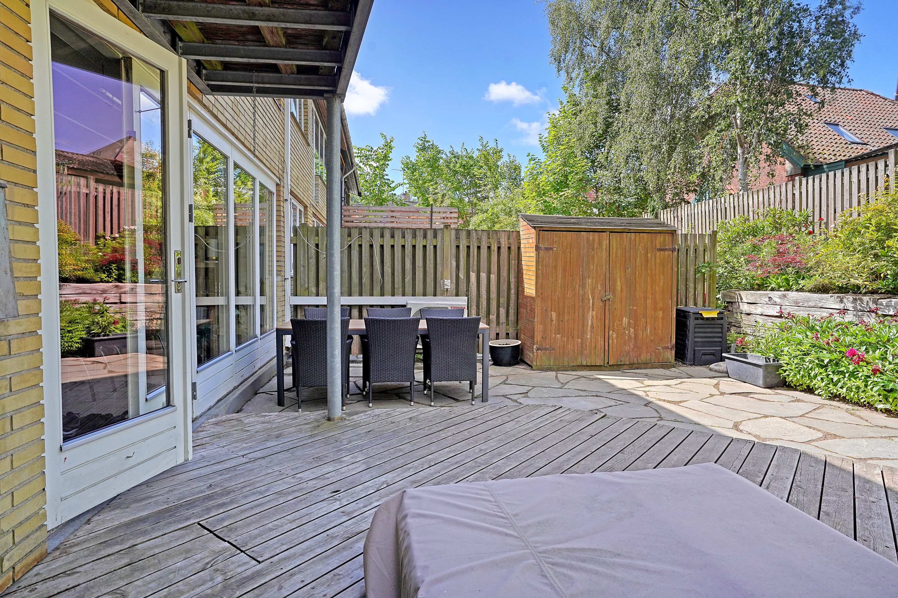 Fremhævet terrasse billede i fuldskærmstilstand. Billede af Frederiksborgvej 4A, 3450 Allerød