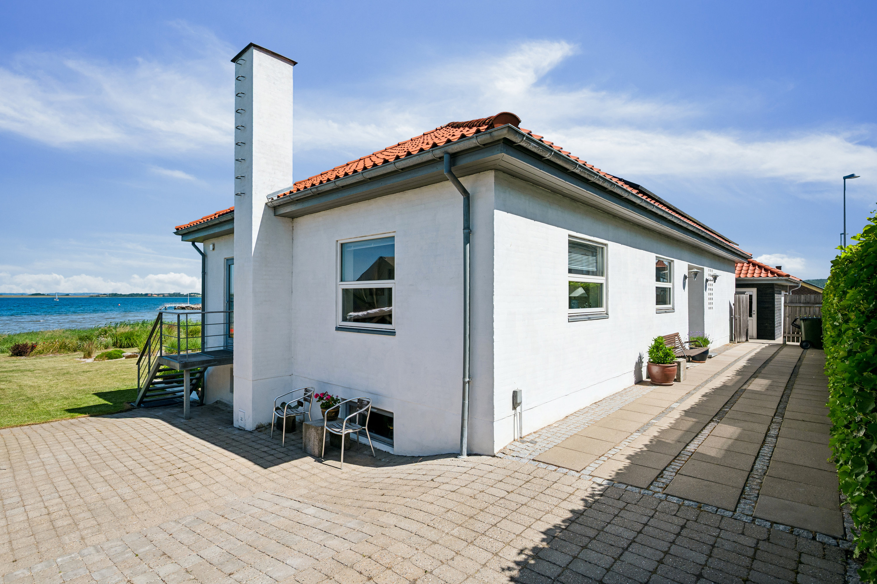 Fremhævet ejendom 1 billede i fuldskærmstilstand. Billede af Holmbjergvej 54, Knebelbro, 8420 Knebel