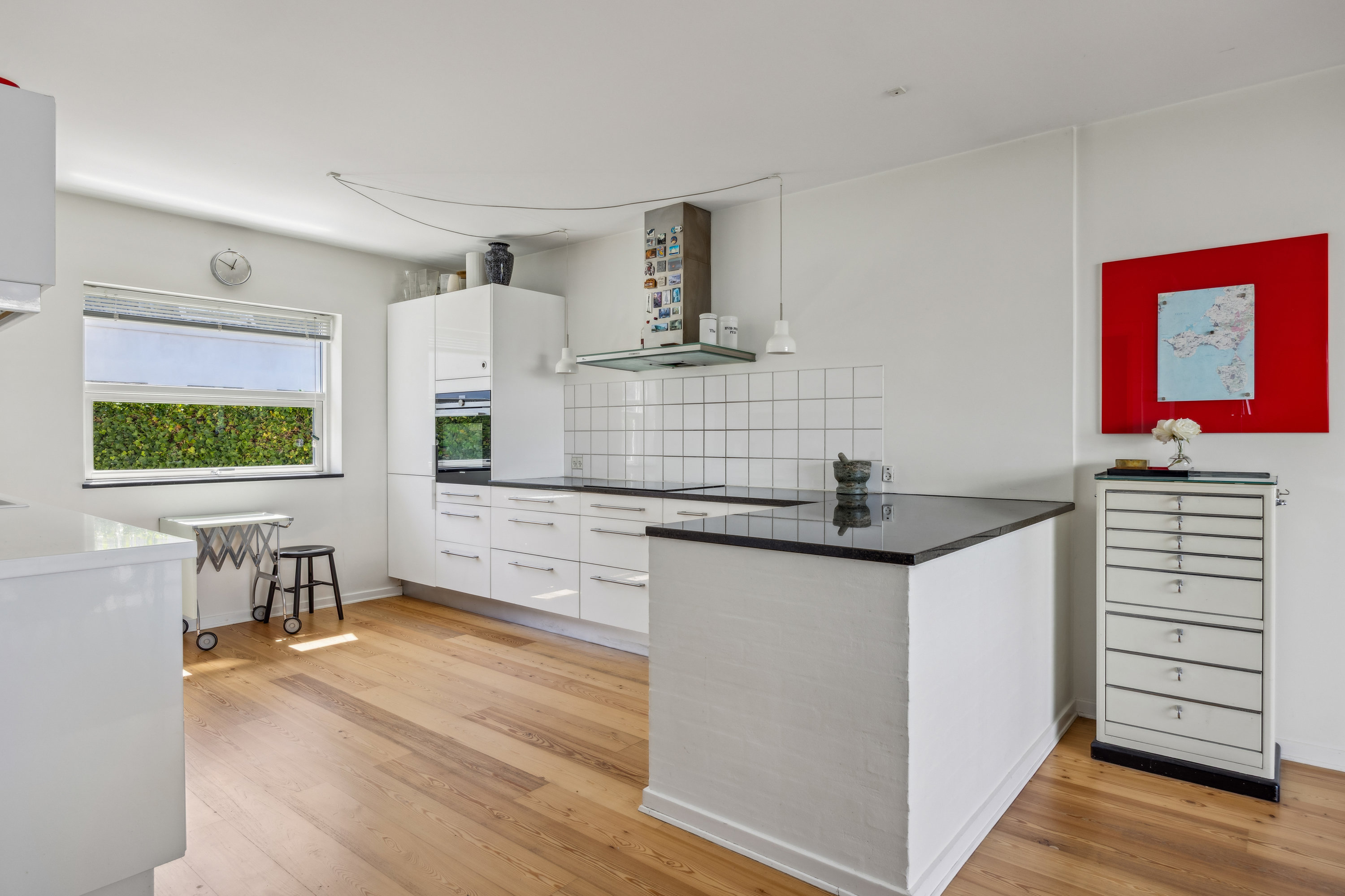 Fremhævet køkken billede i fuldskærmstilstand. Billede af Holmbjergvej 54, Knebelbro, 8420 Knebel