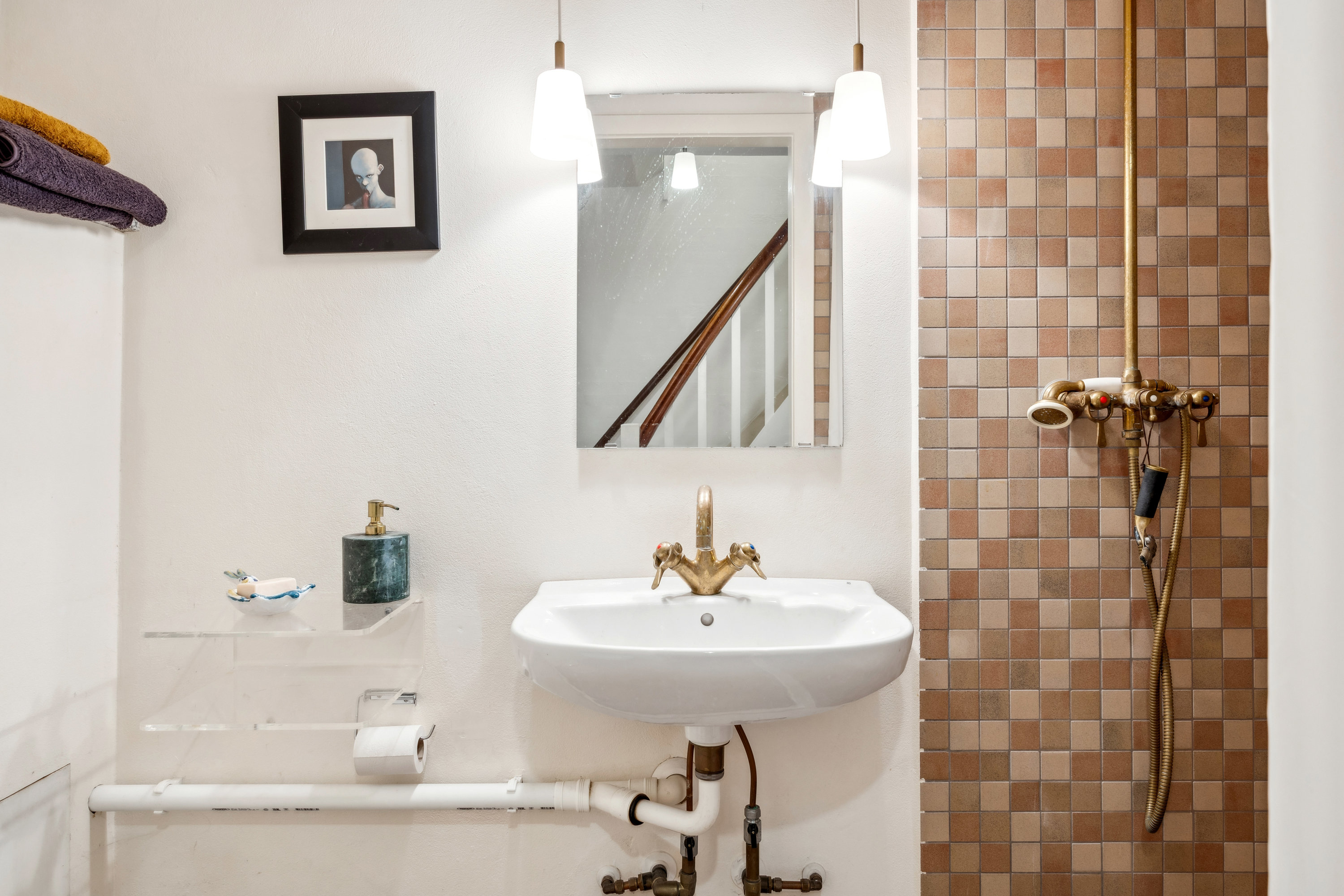 Fremhævet badeværelse billede i fuldskærmstilstand. Billede af Holmbjergvej 54, Knebelbro, 8420 Knebel