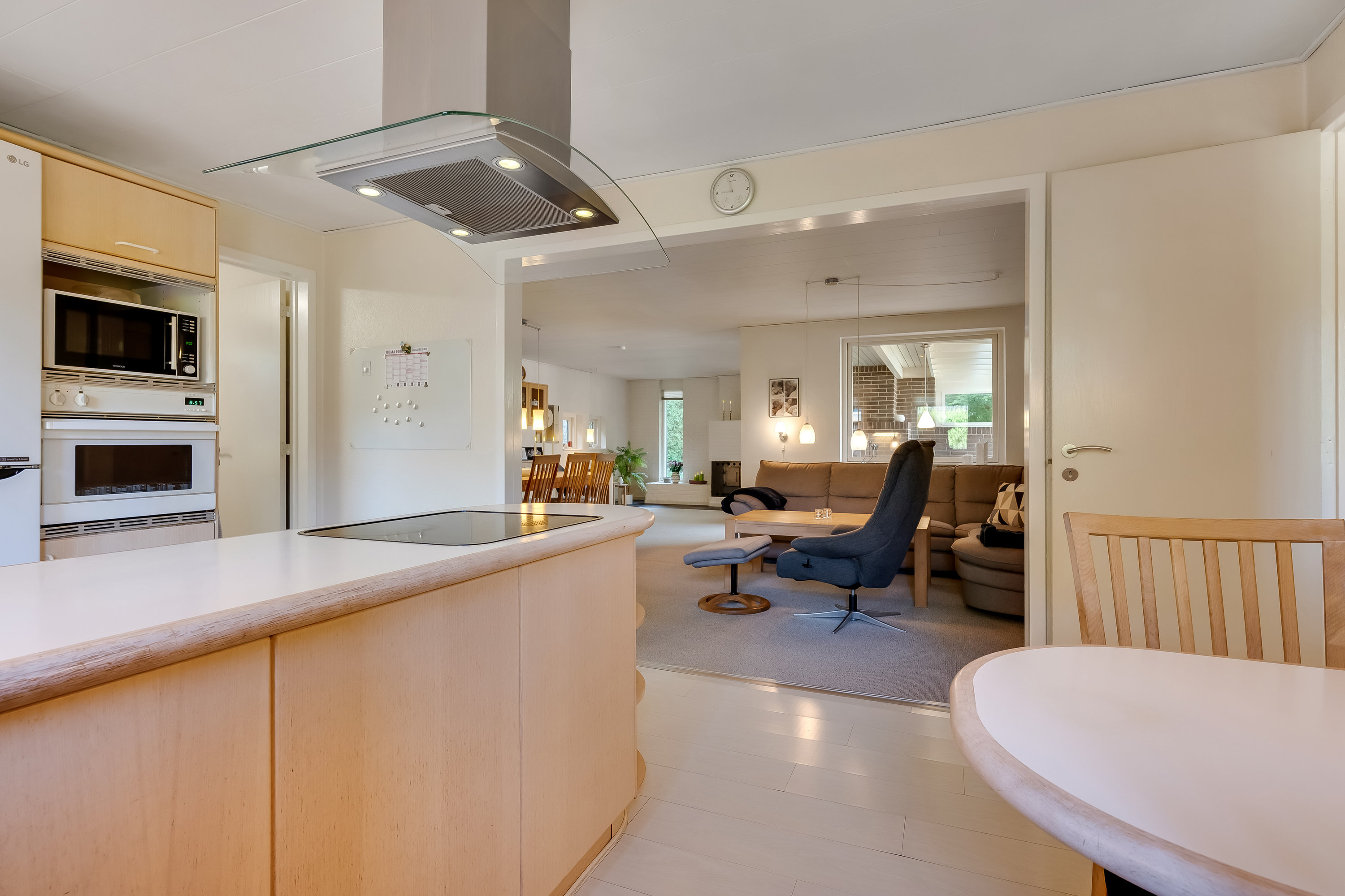 Fremhævet køkken billede i fuldskærmstilstand. Billede af Riisagersvej 4, 7500 Holstebro