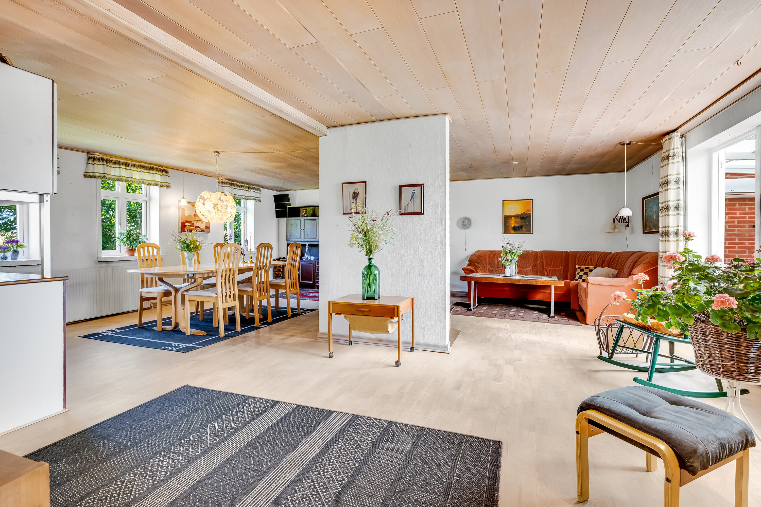 Fremhævet stue billede i fuldskærmstilstand. Billede af Brunsgårdvej 2, Nørlem, 7620 Lemvig