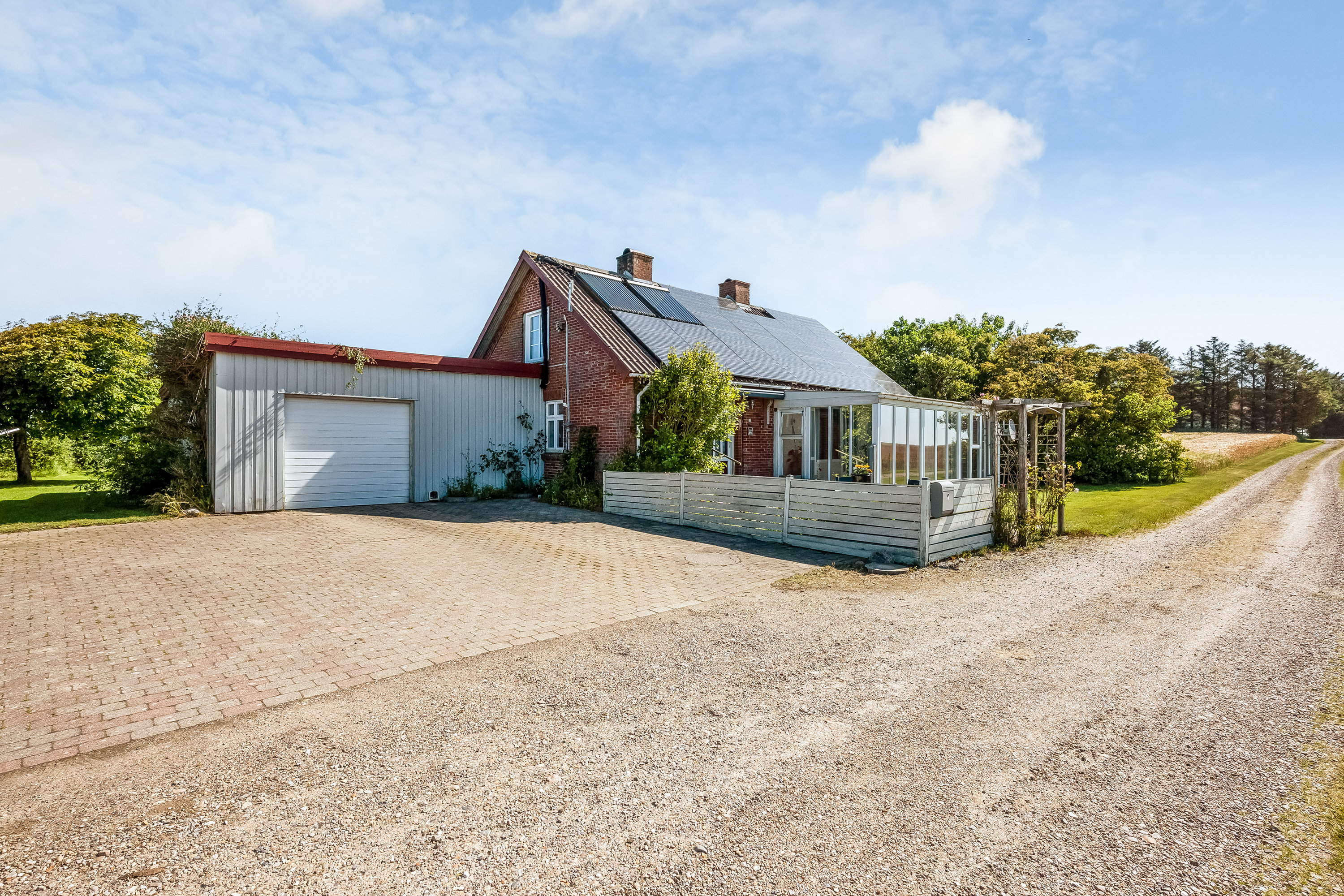 Fremhævet ejendommen billede i fuldskærmstilstand. Billede af Brunsgårdvej 2, Nørlem, 7620 Lemvig