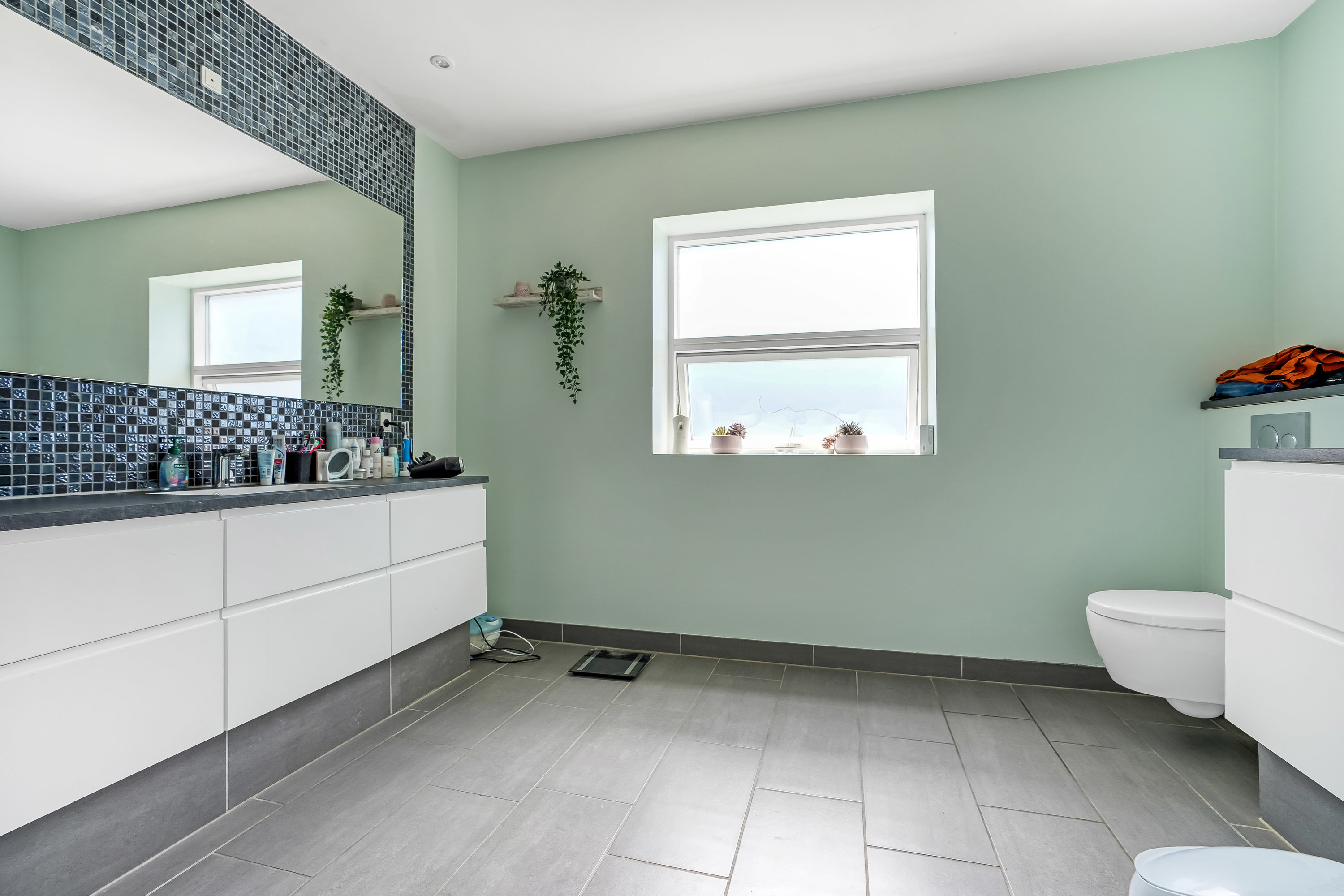 Fremhævet toilet billede i fuldskærmstilstand. Billede af Brøndshøjvej 4, 8740 Brædstrup