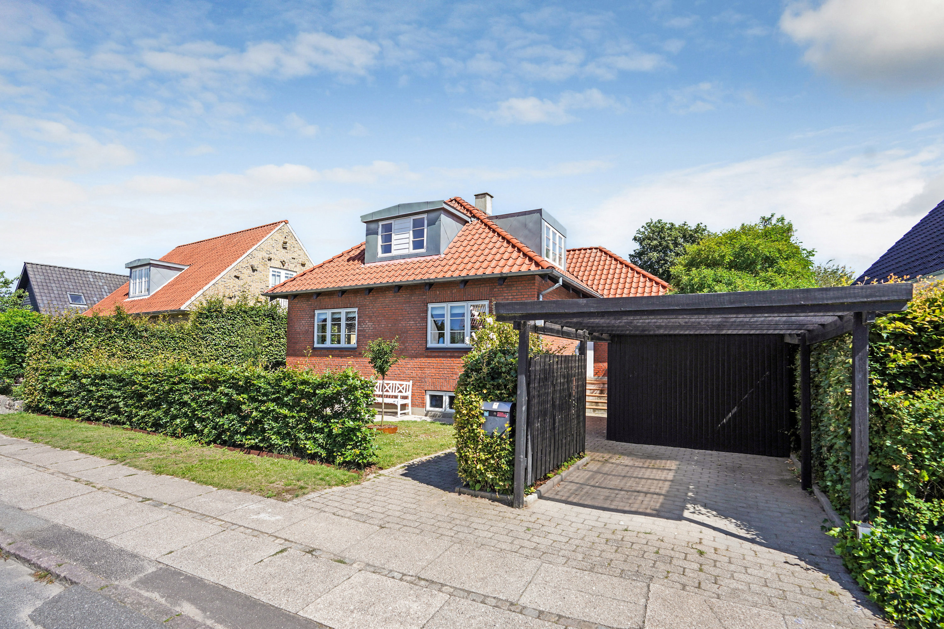 Fremhævet ejendommen billede i fuldskærmstilstand. Billede af Margrethes Allé 3, Dalum, 5250 Odense SV