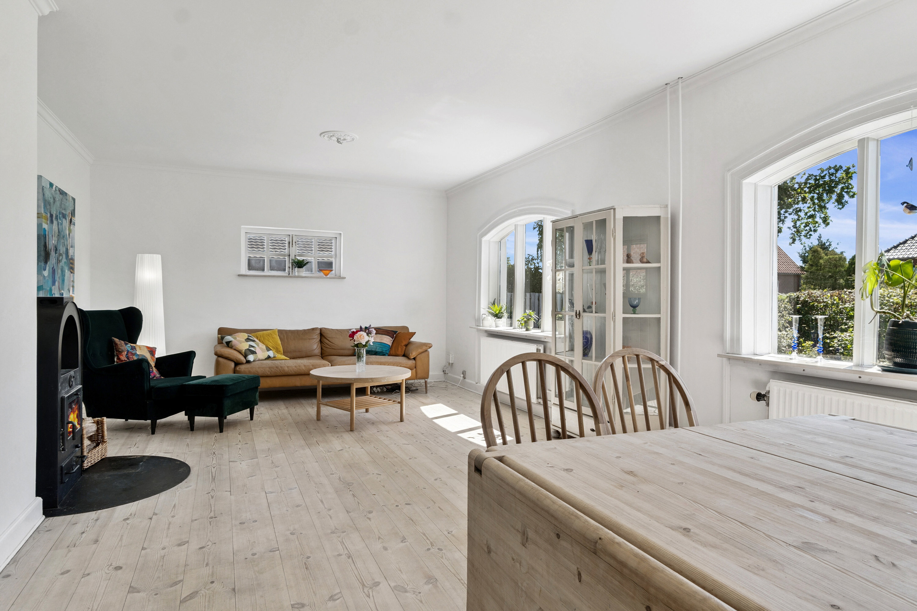 Fremhævet stue billede i fuldskærmstilstand. Billede af Risbjerggårds Alle 13, 2650 Hvidovre