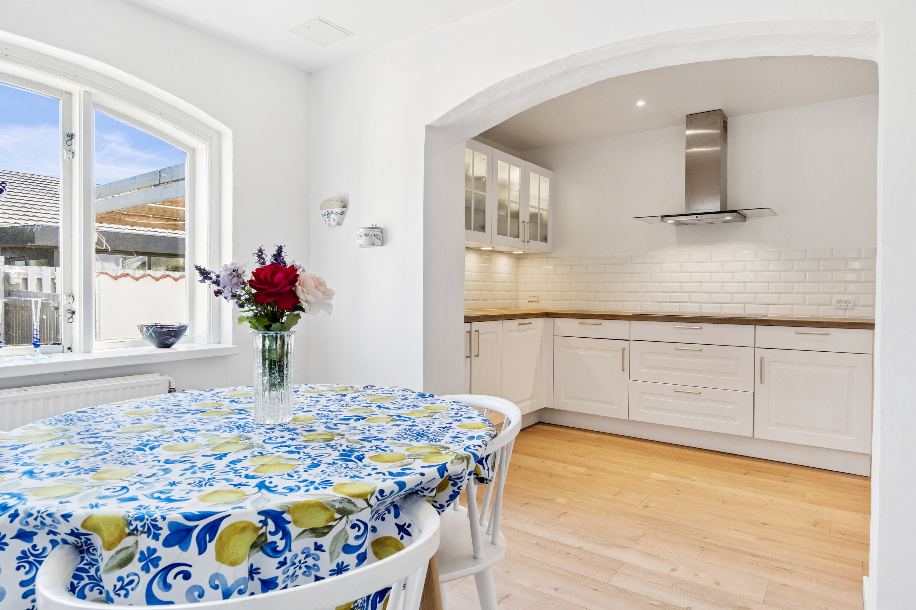 Fremhævet spisestue billede i fuldskærmstilstand. Billede af Risbjerggårds Alle 13, 2650 Hvidovre