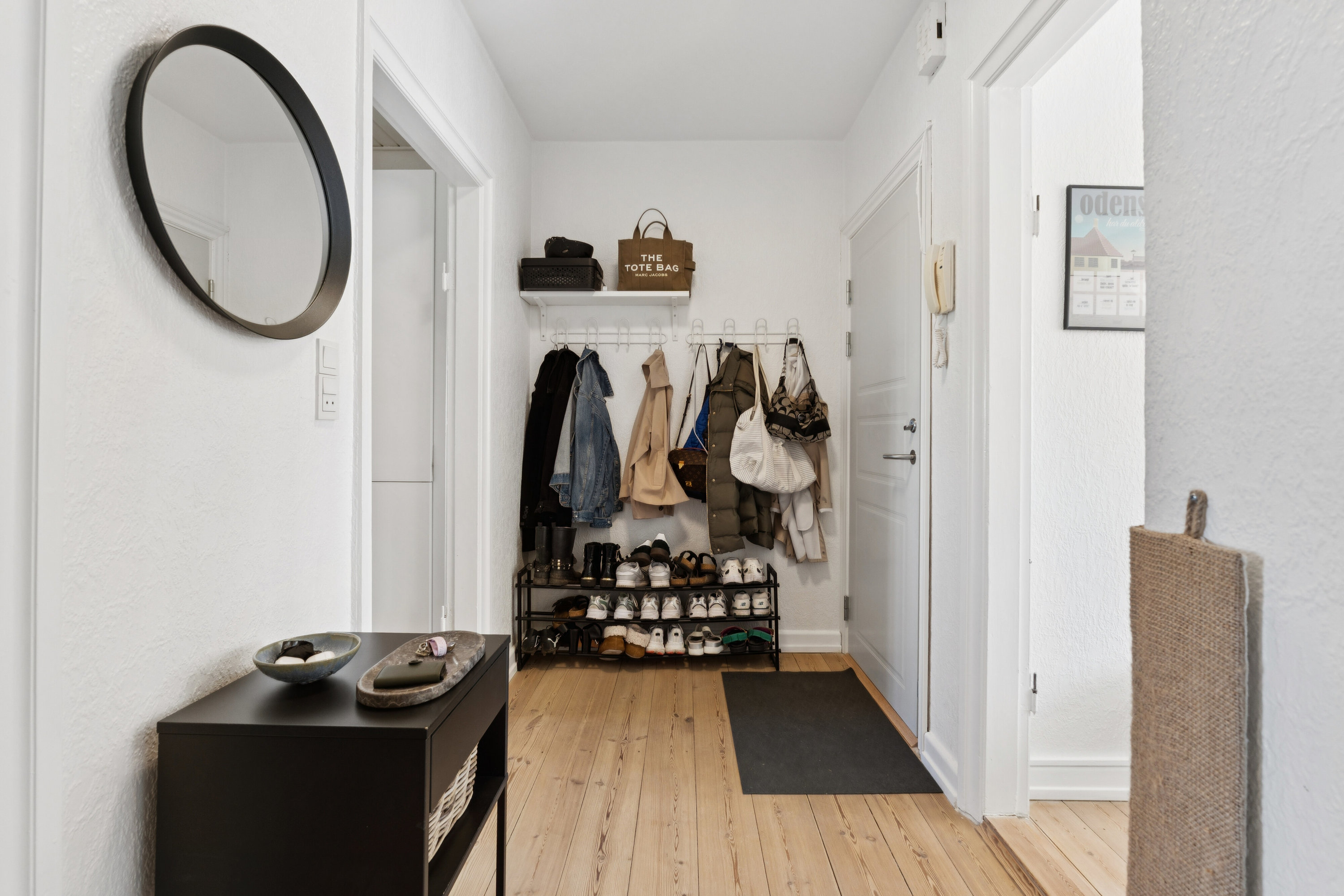 Fremhævet gang billede i fuldskærmstilstand. Billede af Holmehusvej 70, 2. tv., 5000 Odense C