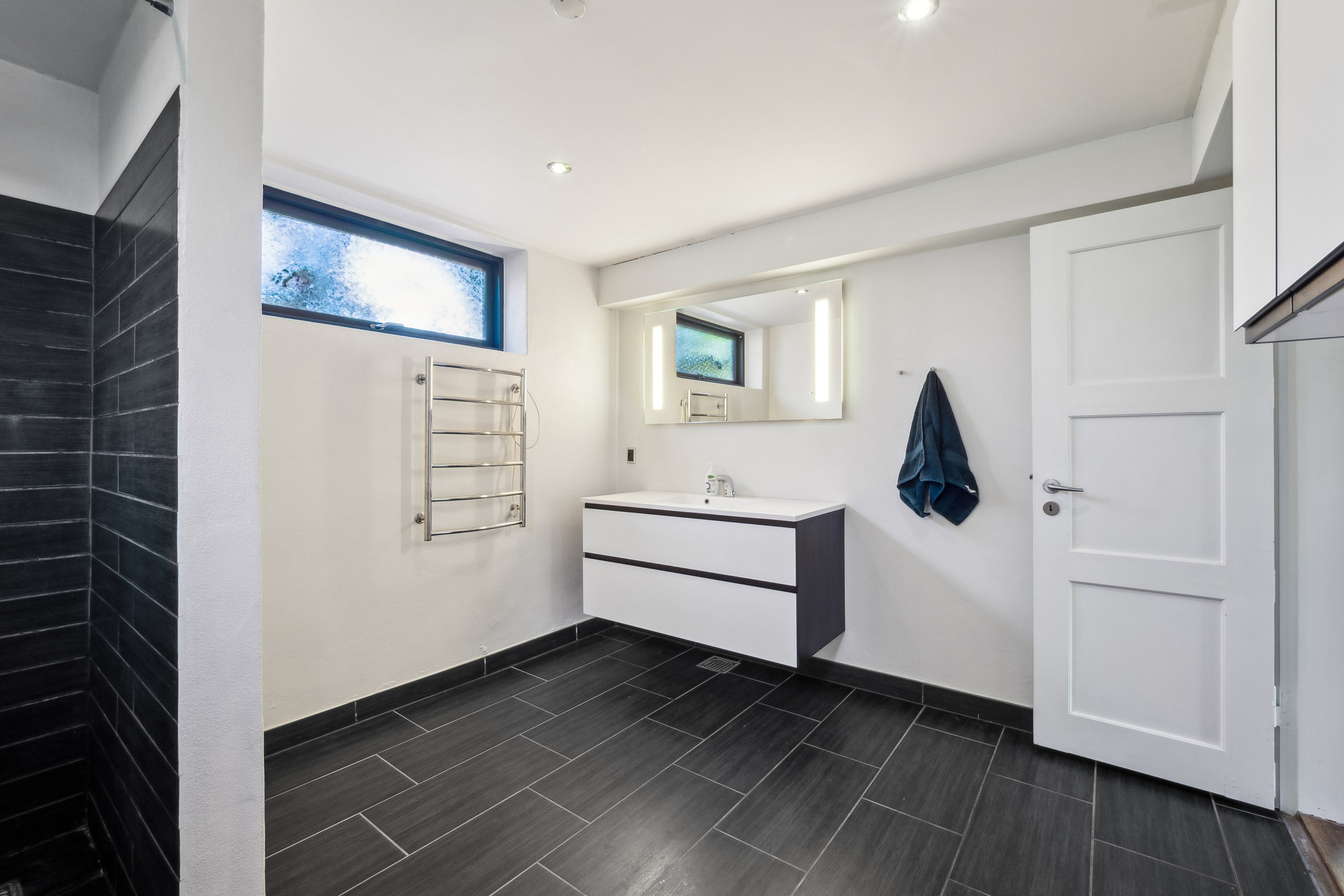 Fremhævet gang billede i fuldskærmstilstand. Billede af Enghavevej 23, 7800 Skive