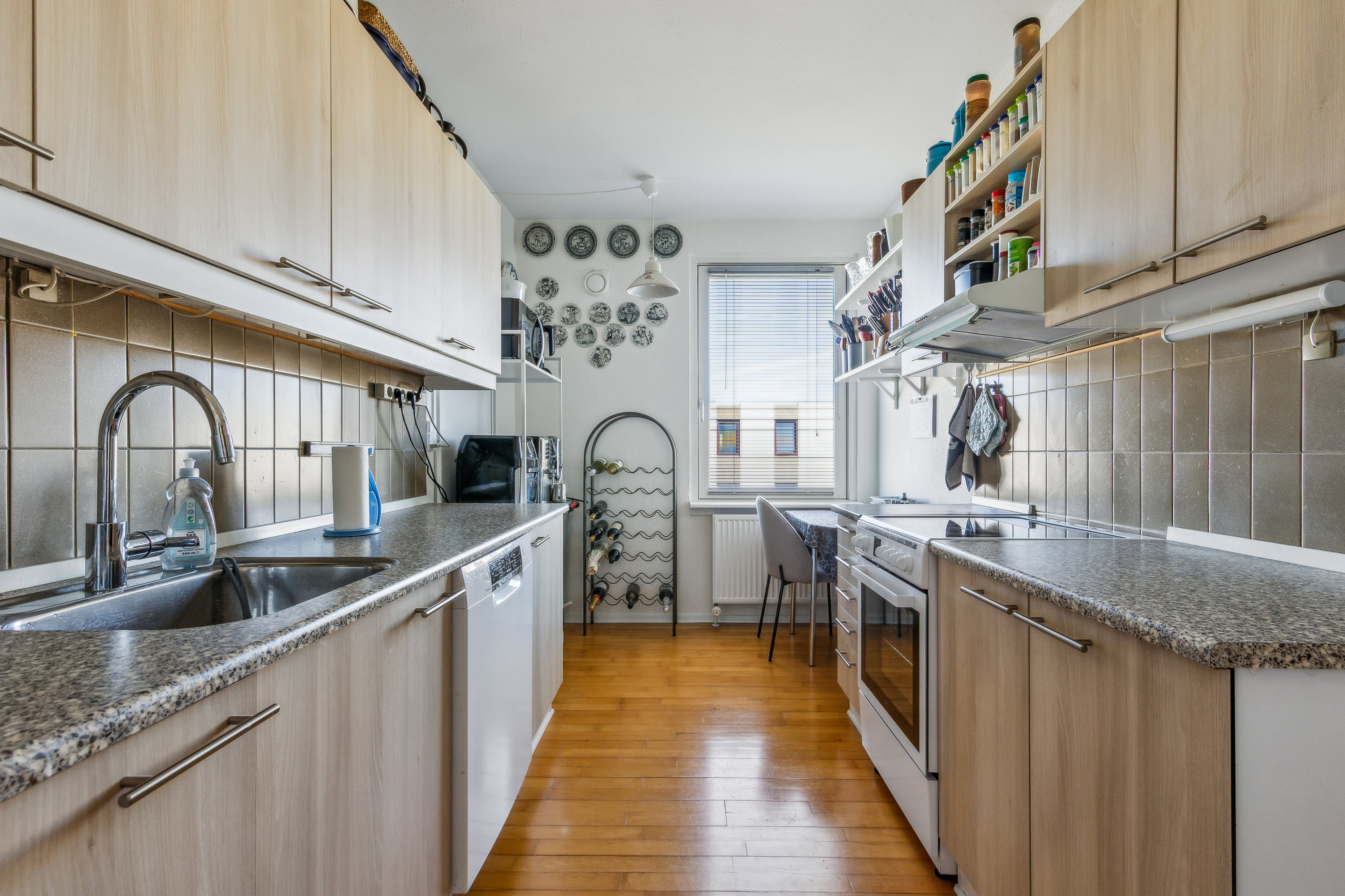 Fremhævet køkken billede i fuldskærmstilstand. Billede af Æblerosevej 13, st.. tv., 8500 Grenaa