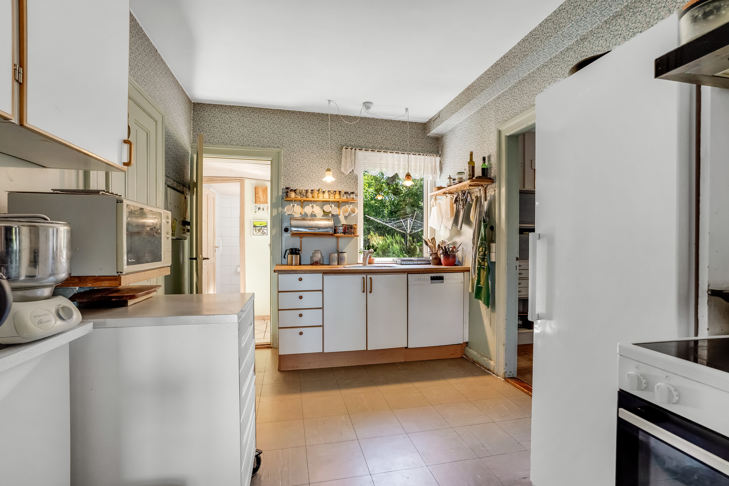 Fremhævet køkken billede i fuldskærmstilstand. Billede af Askhavnsvej 16, 4945 Femø