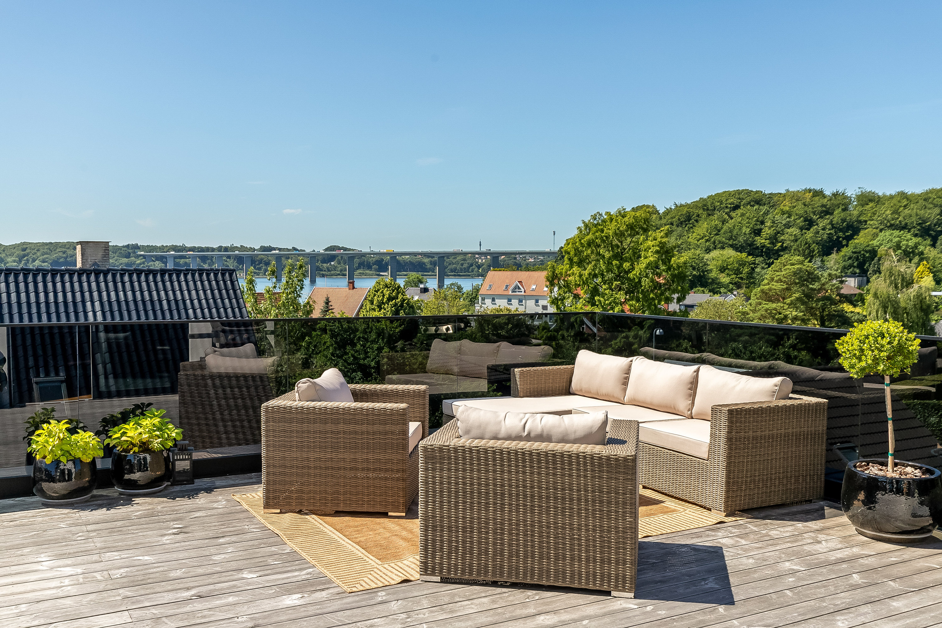 Fremhævet tagterrasse billede i fuldskærmstilstand. Billede af Mosebakken 3, Bredballe, 7120 Vejle Øst