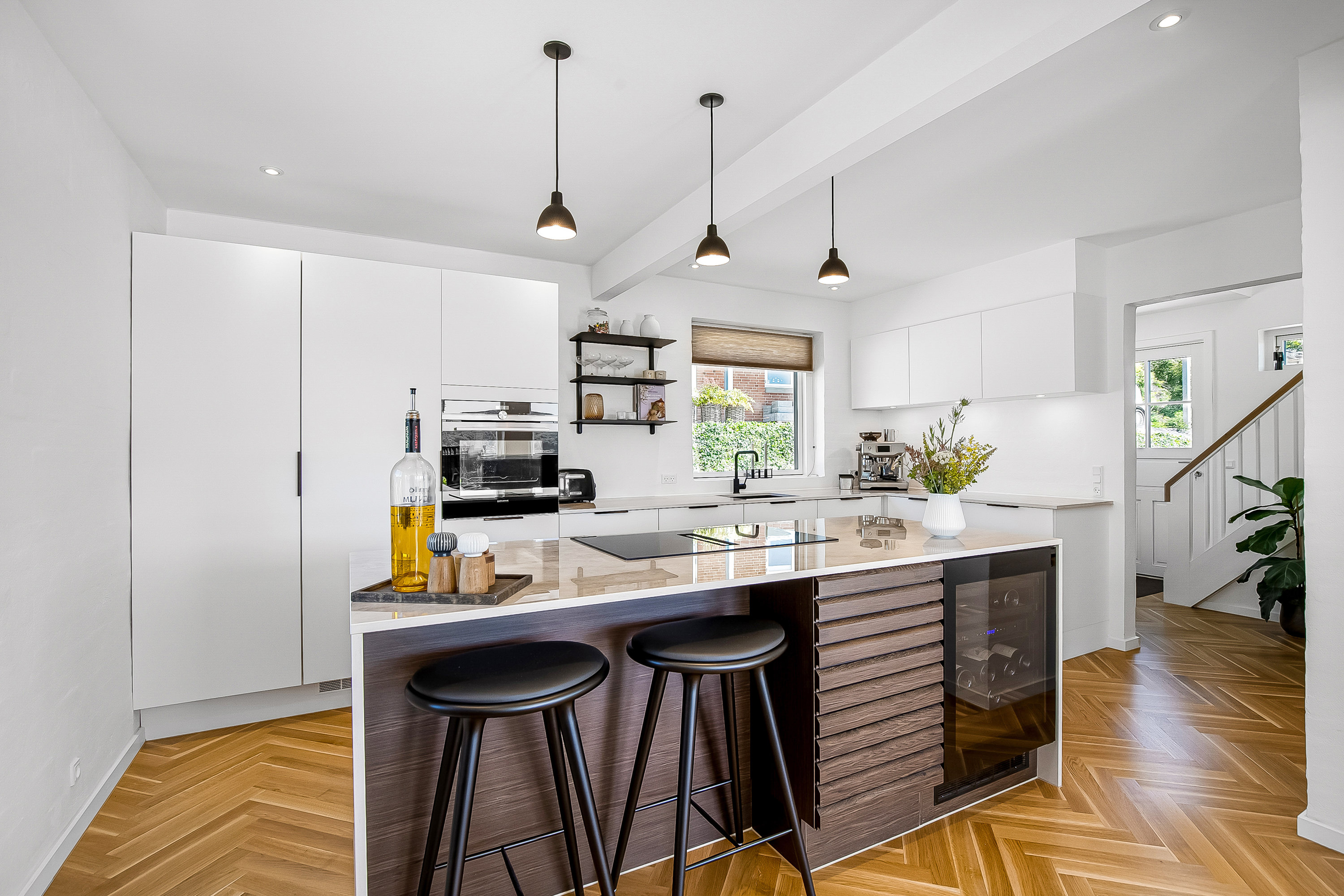 Fremhævet køkken billede i fuldskærmstilstand. Billede af Mosebakken 3, Bredballe, 7120 Vejle Øst