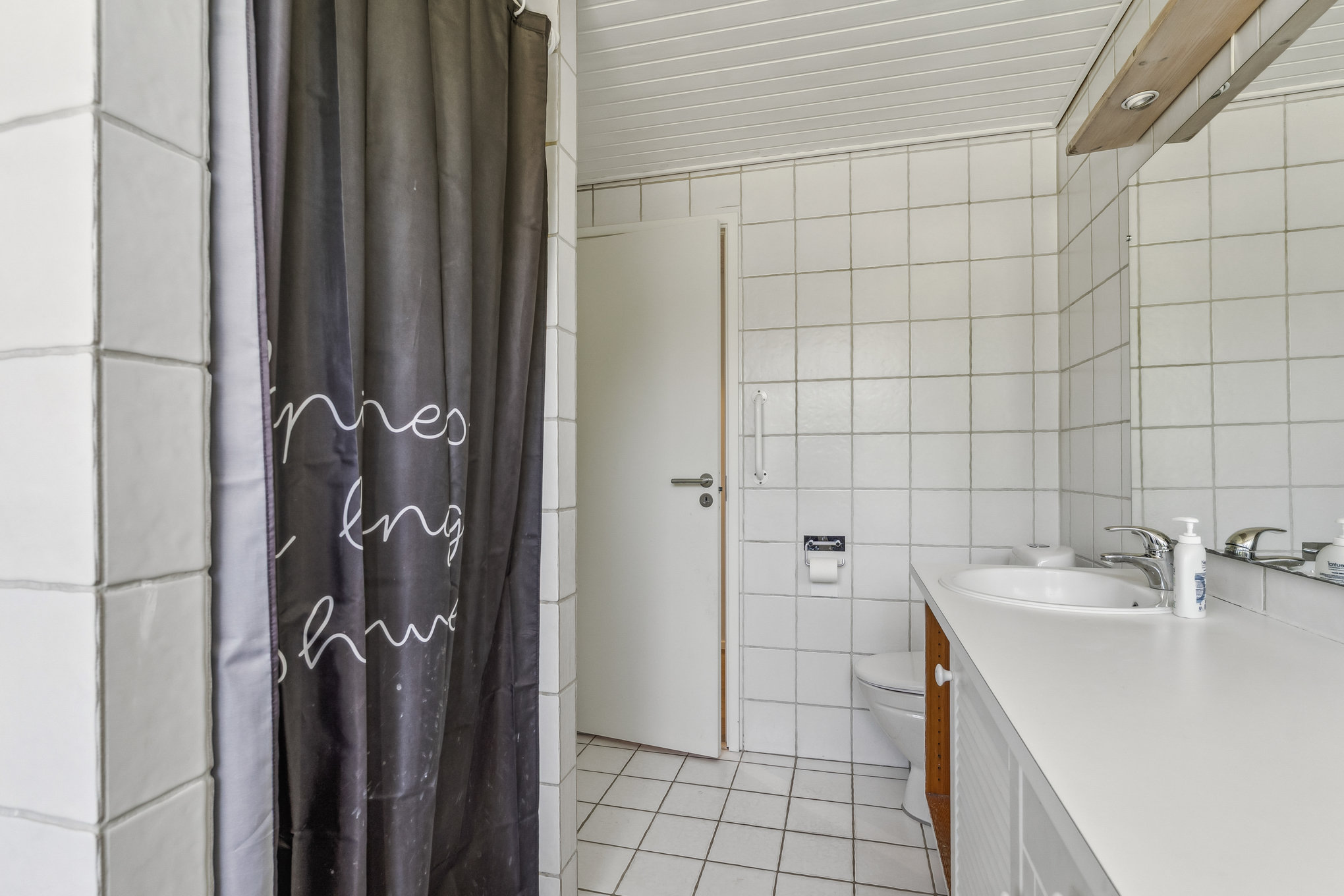 Fremhævet badeværelse billede i fuldskærmstilstand. Billede af Toftevænget 4, Over Hornbæk, 8920 Randers NV