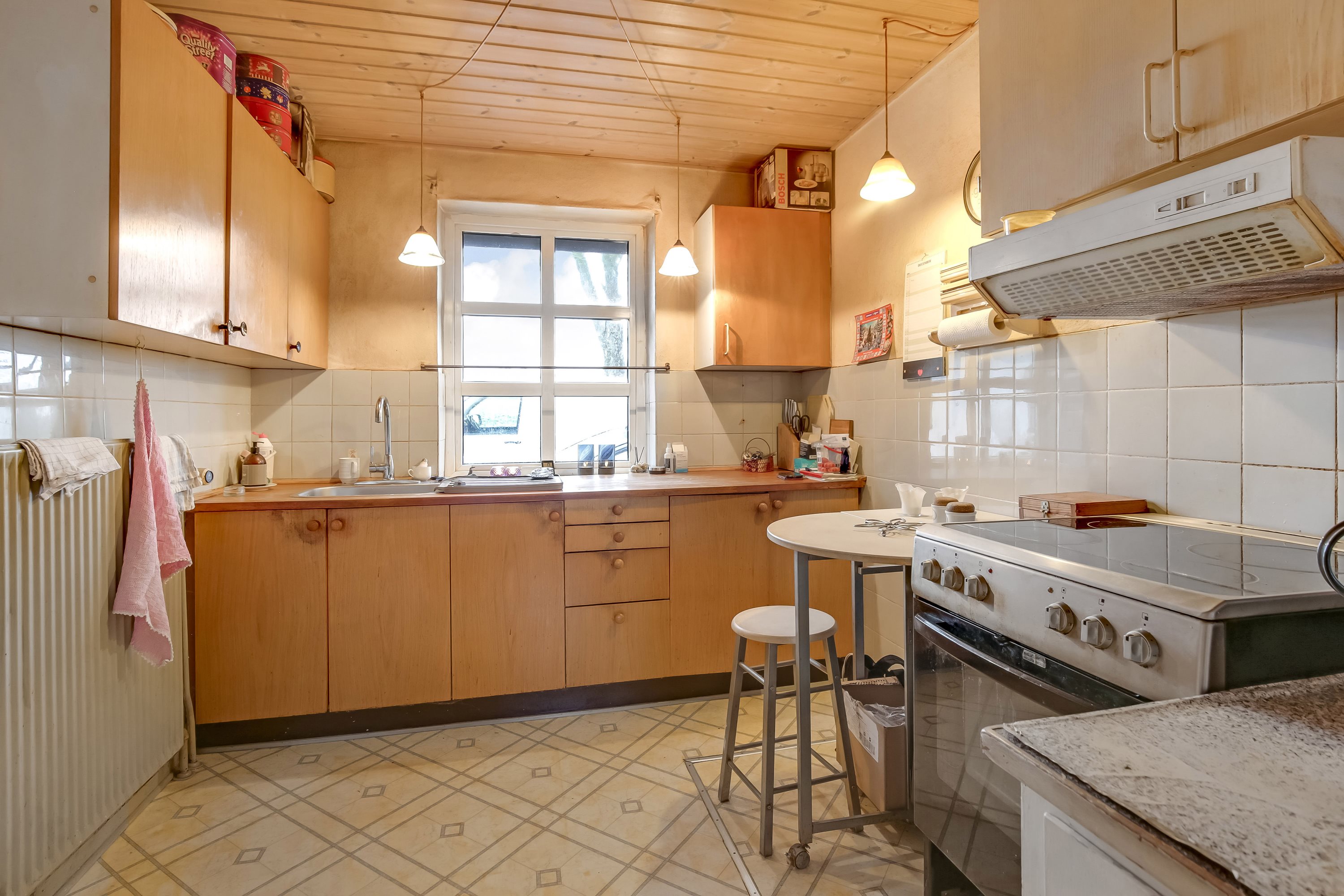 Fremhævet køkken billede i fuldskærmstilstand. Billede af Hevringholmvej 6, Vivild, 8961 Allingåbro