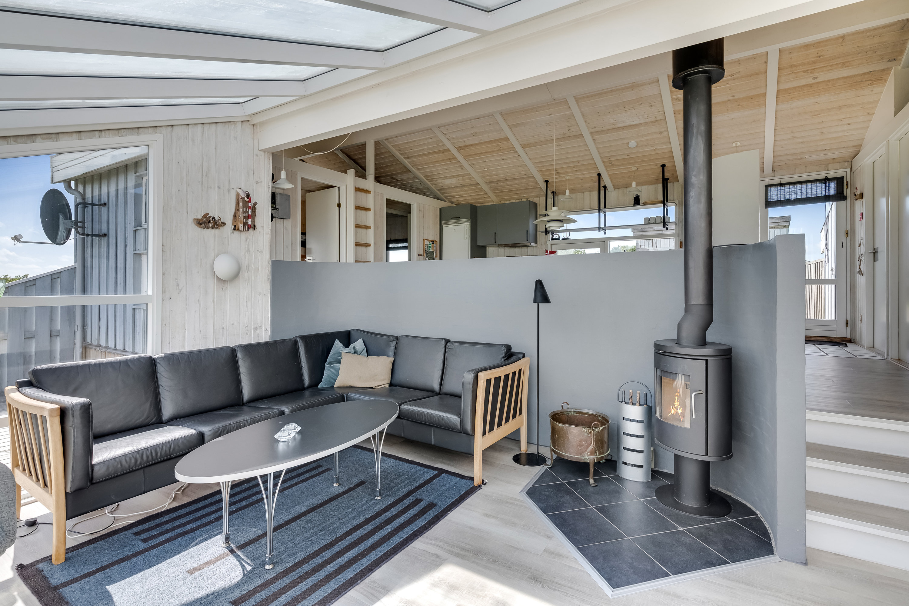 Fremhævet stue billede i fuldskærmstilstand. Billede af Gyvelvej 8, Tørring, 7620 Lemvig