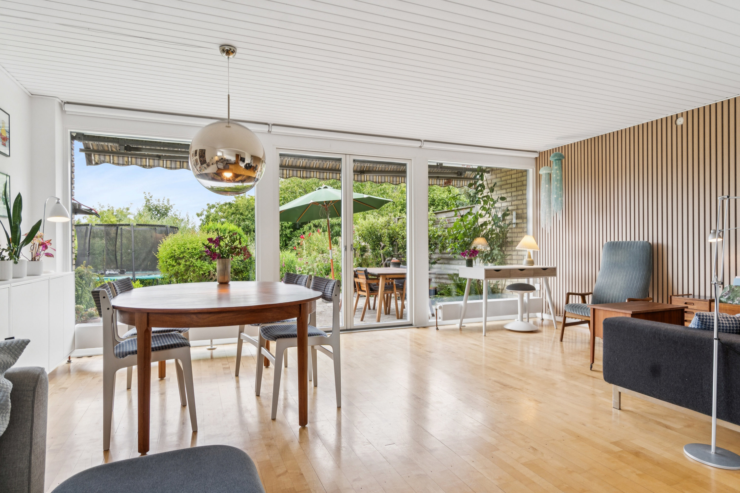 Fremhævet spisestue billede i fuldskærmstilstand. Billede af Doktor Willesvej 11A, 2650 Hvidovre