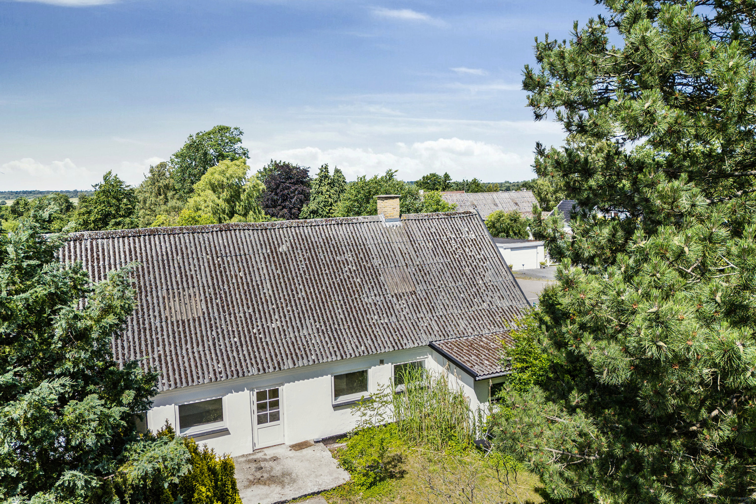 Miniaturebillede 2: set fra haven. Billede af Klintvej 2, Nyrup, 4500 Nykøbing Sj