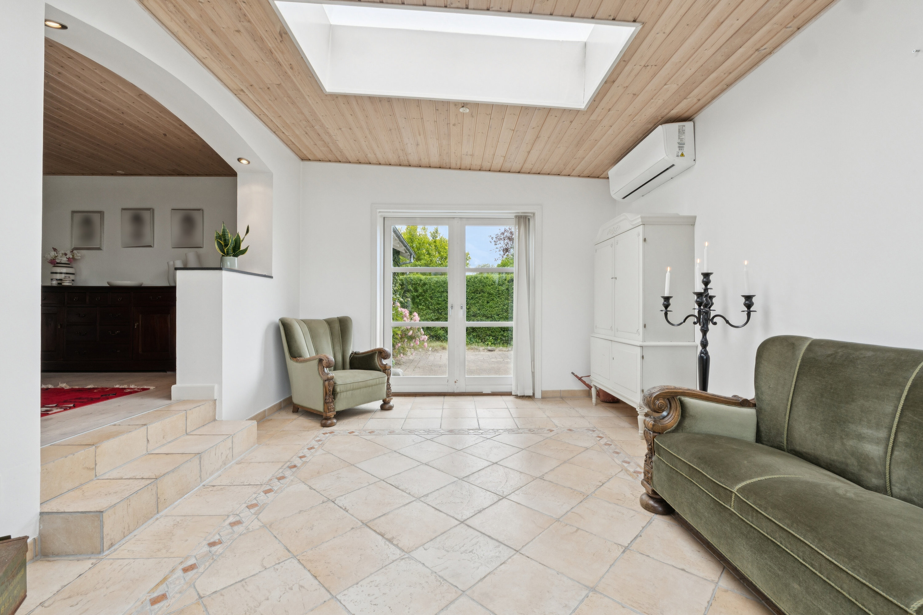 Fremhævet stue billede i fuldskærmstilstand. Billede af Rugvænget 16, 8653 Them